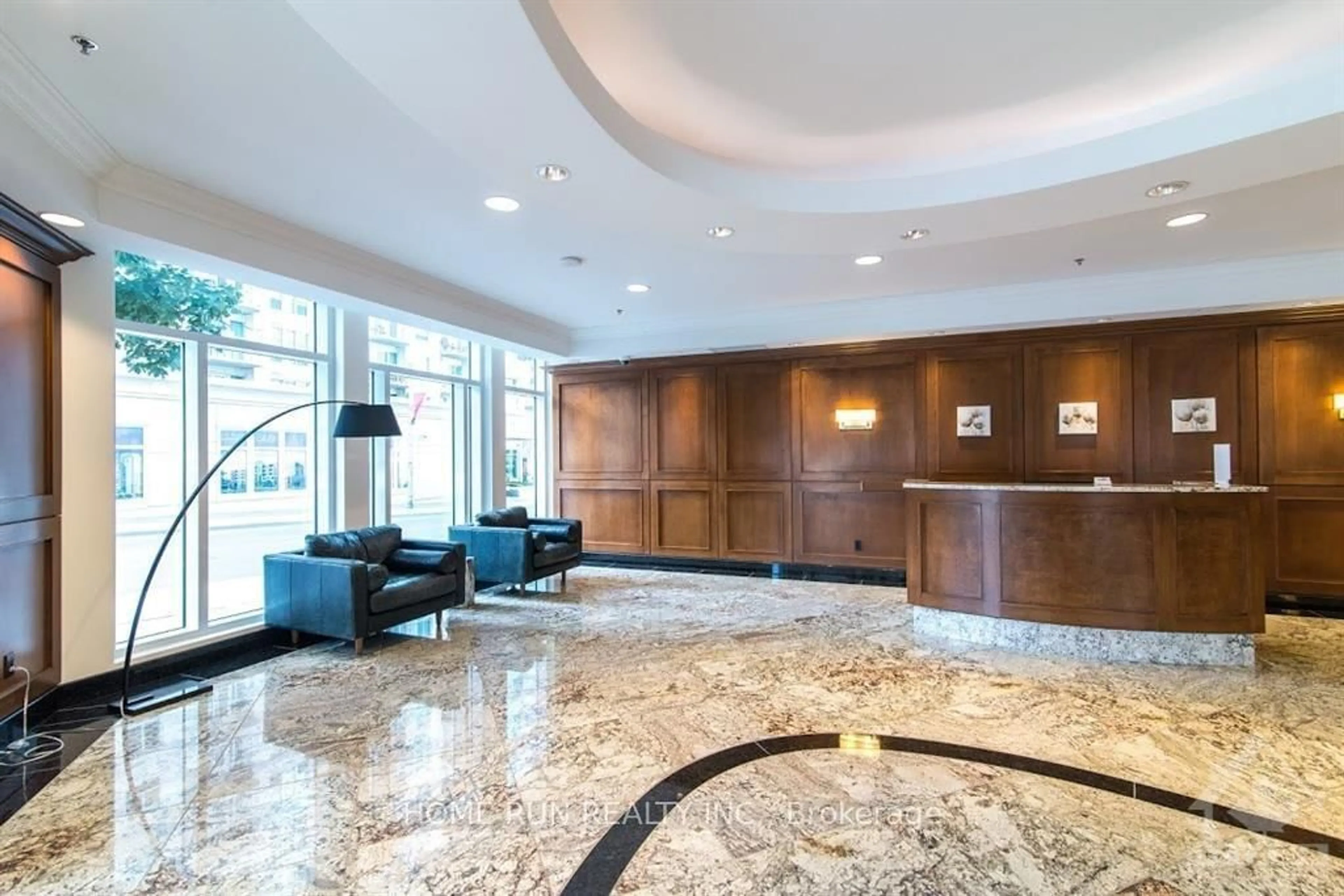 Lobby for 195 BESSERER St #1203, Ottawa Ontario K1N 0B6