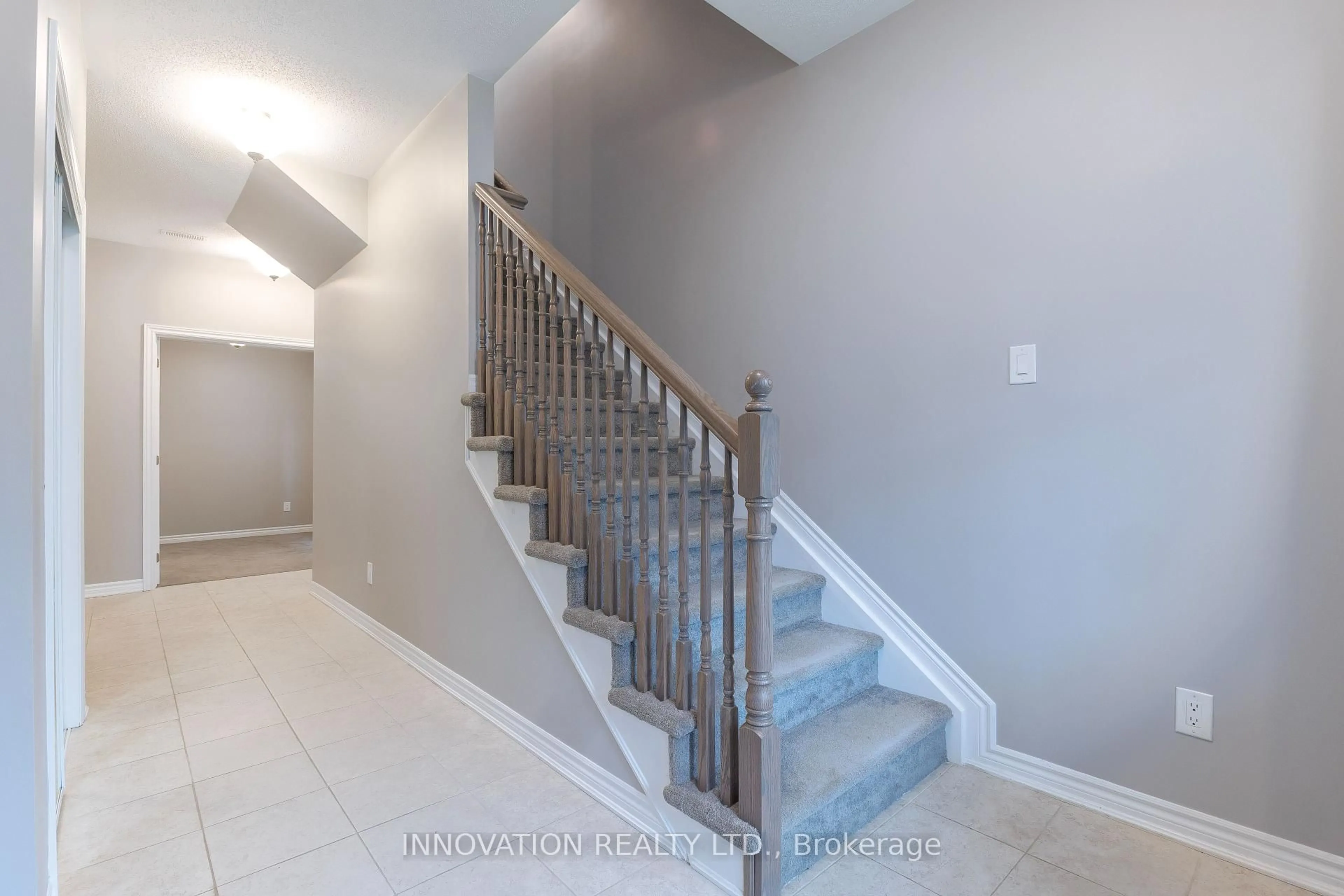 Stairs for 29 Caspian Row, Ottawa Ontario K2V 0R7