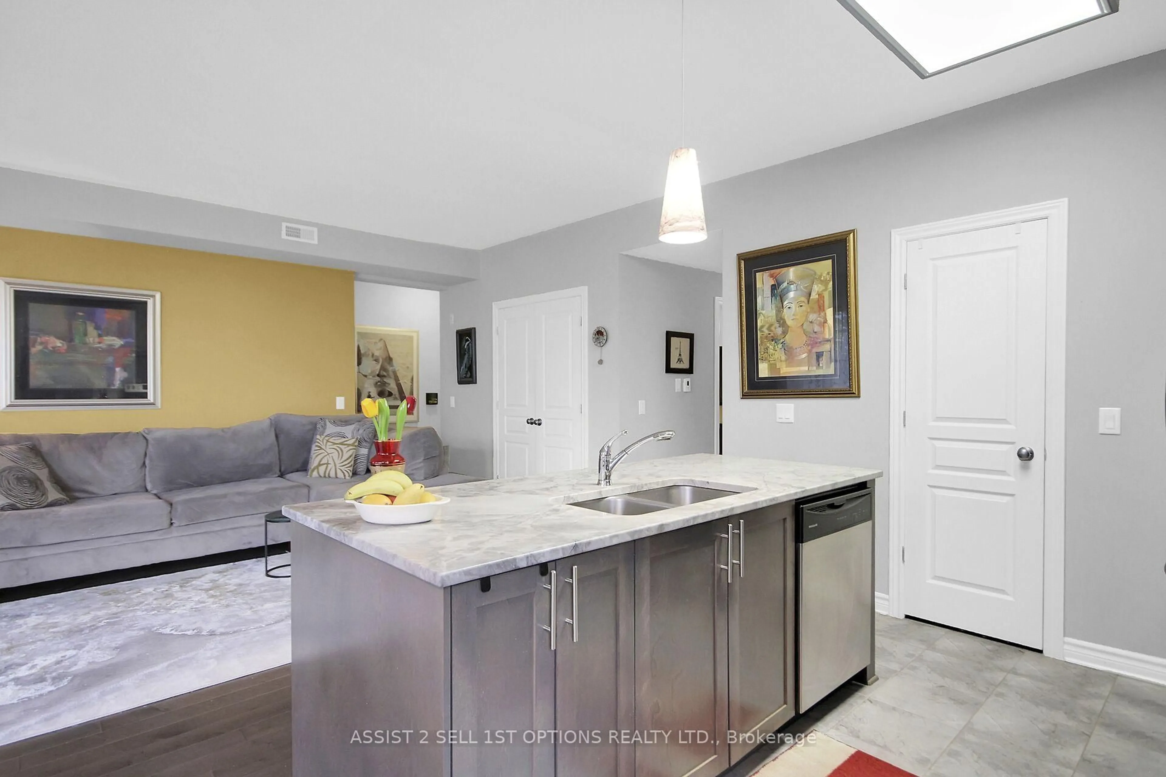 Open concept kitchen, unknown for 66 Tipperary Private #D, Ottawa Ontario K2J 2T3