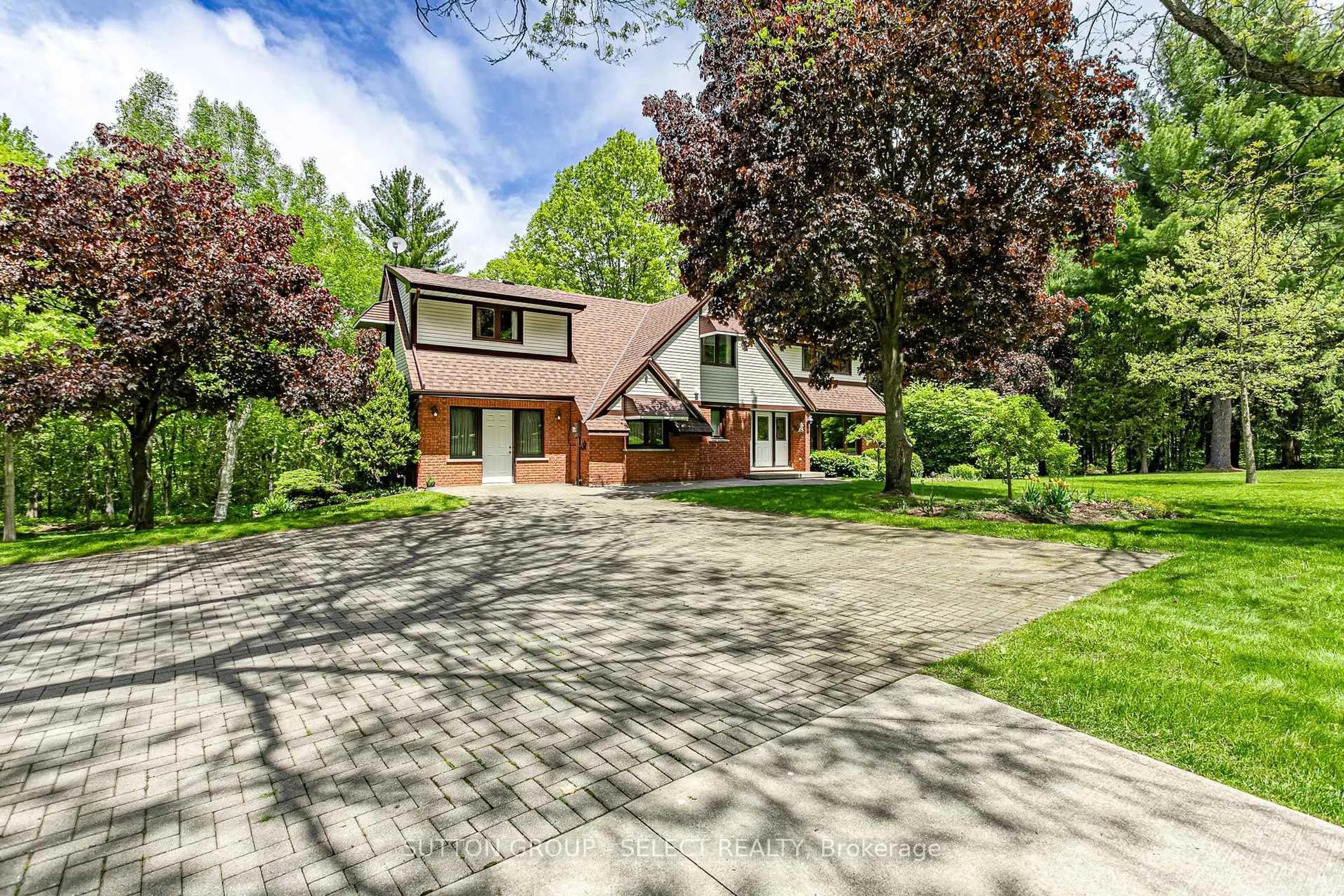 A pic from outside/outdoor area/front of a property/back of a property/a pic from drone, street for 725923 Township RD 3 Rd, Blandford-Blenheim Ontario N4S 7V9