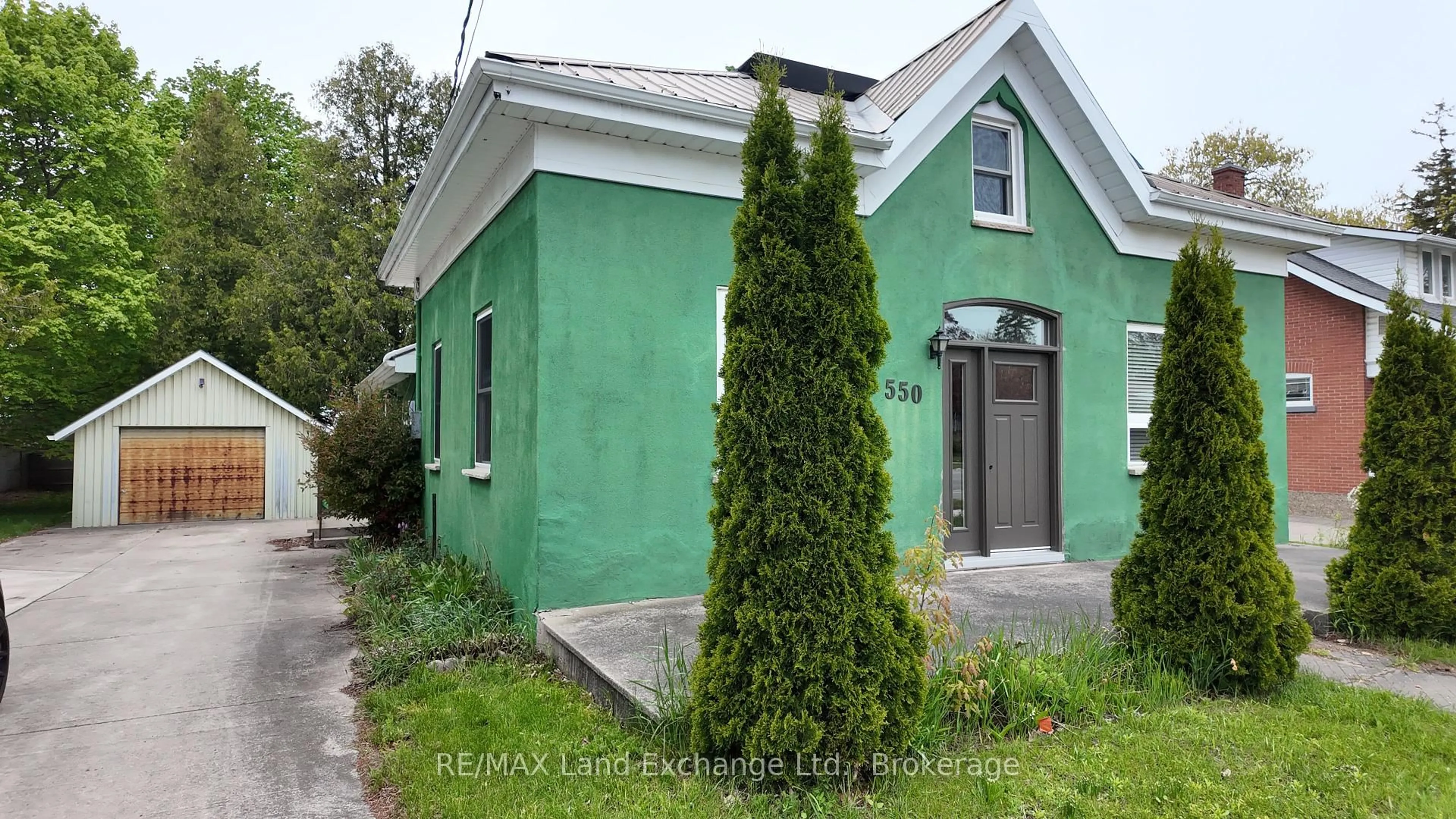 Unknown for 550 Queen St, Kincardine Ontario N2Z 2H9