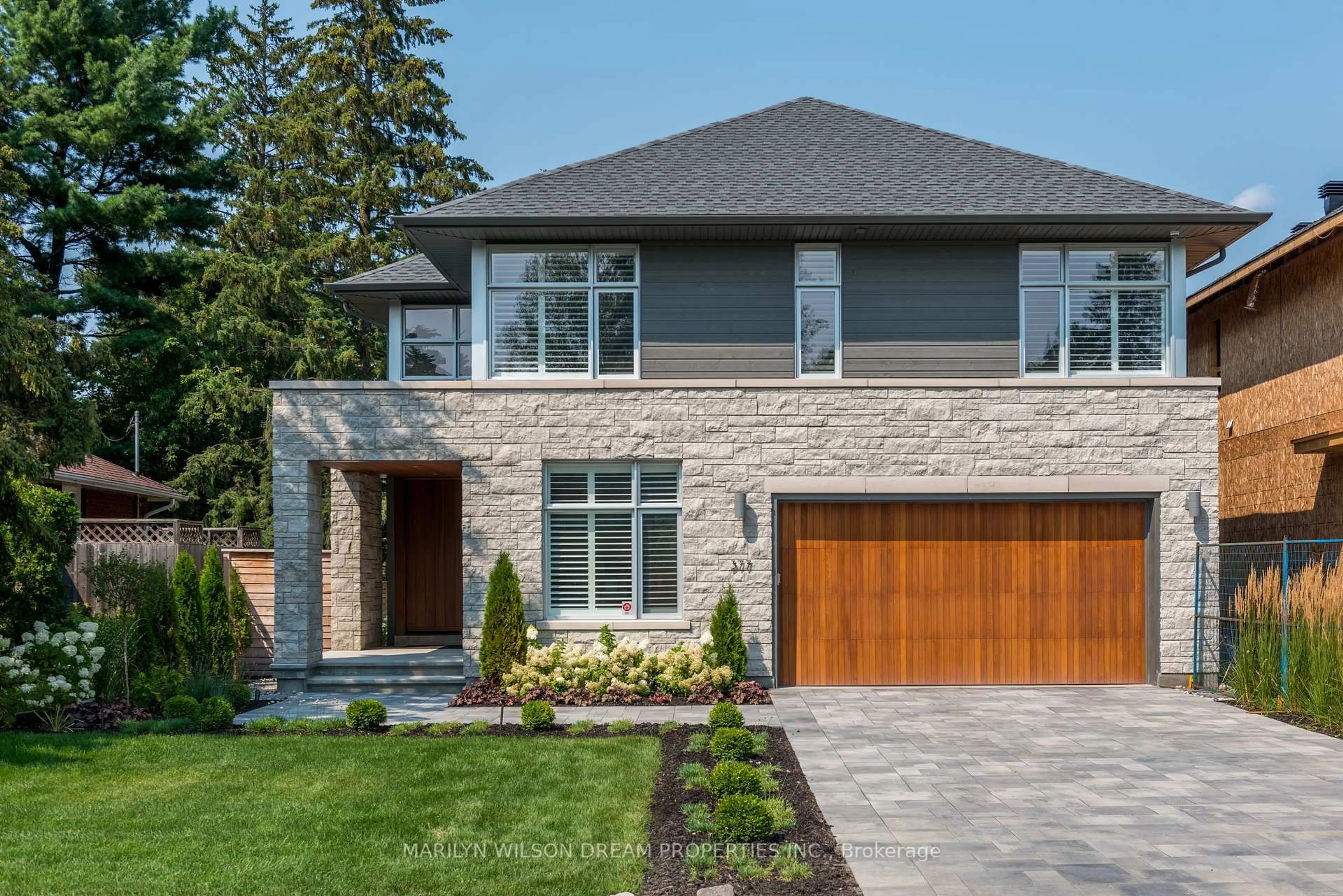 Home with brick exterior material, street for 377 Crestview Rd, Ottawa Ontario K1H 5G7