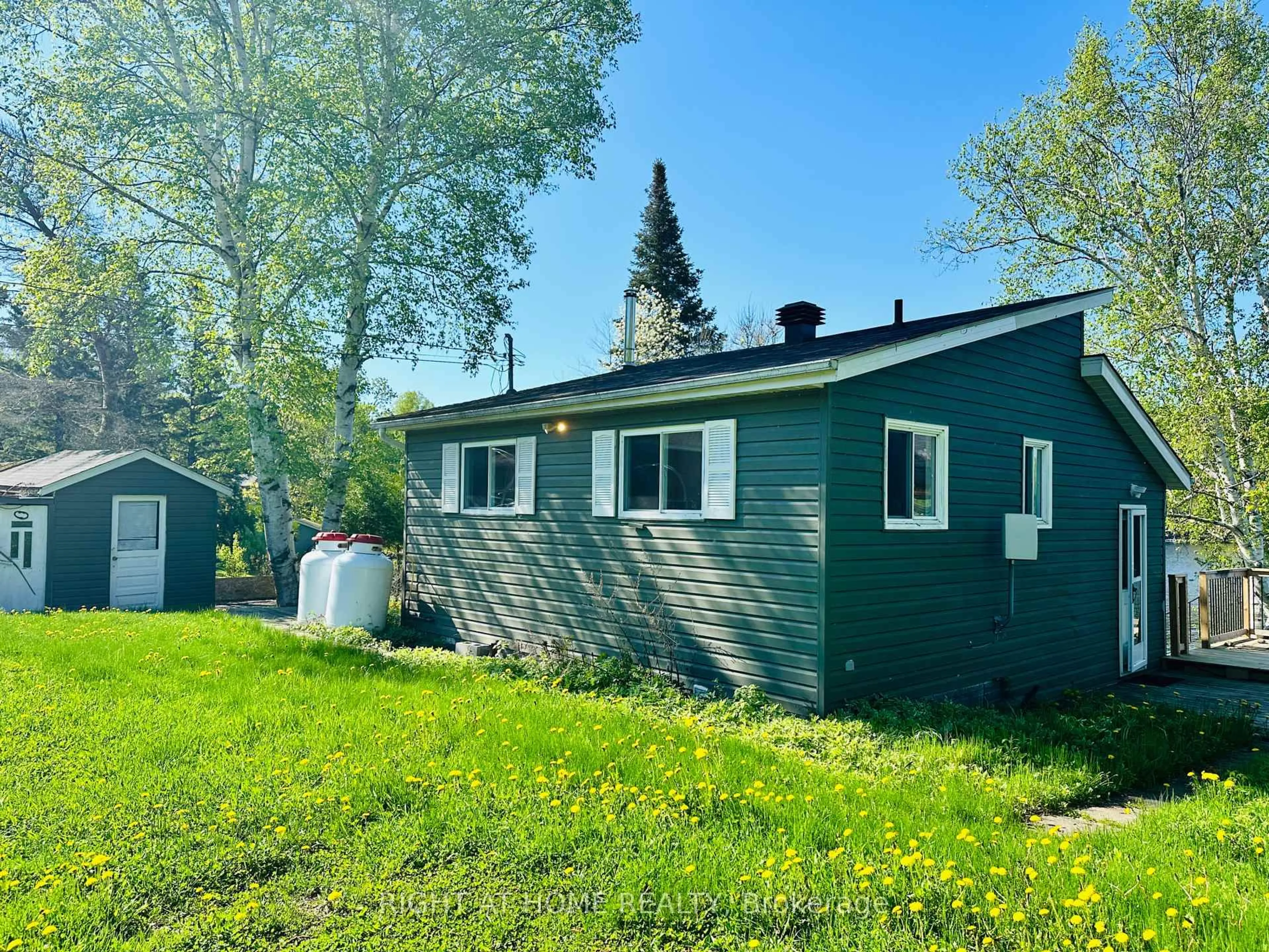 Shed for 33 Perrenial Lane, East Ferris Ontario P0H 1B0