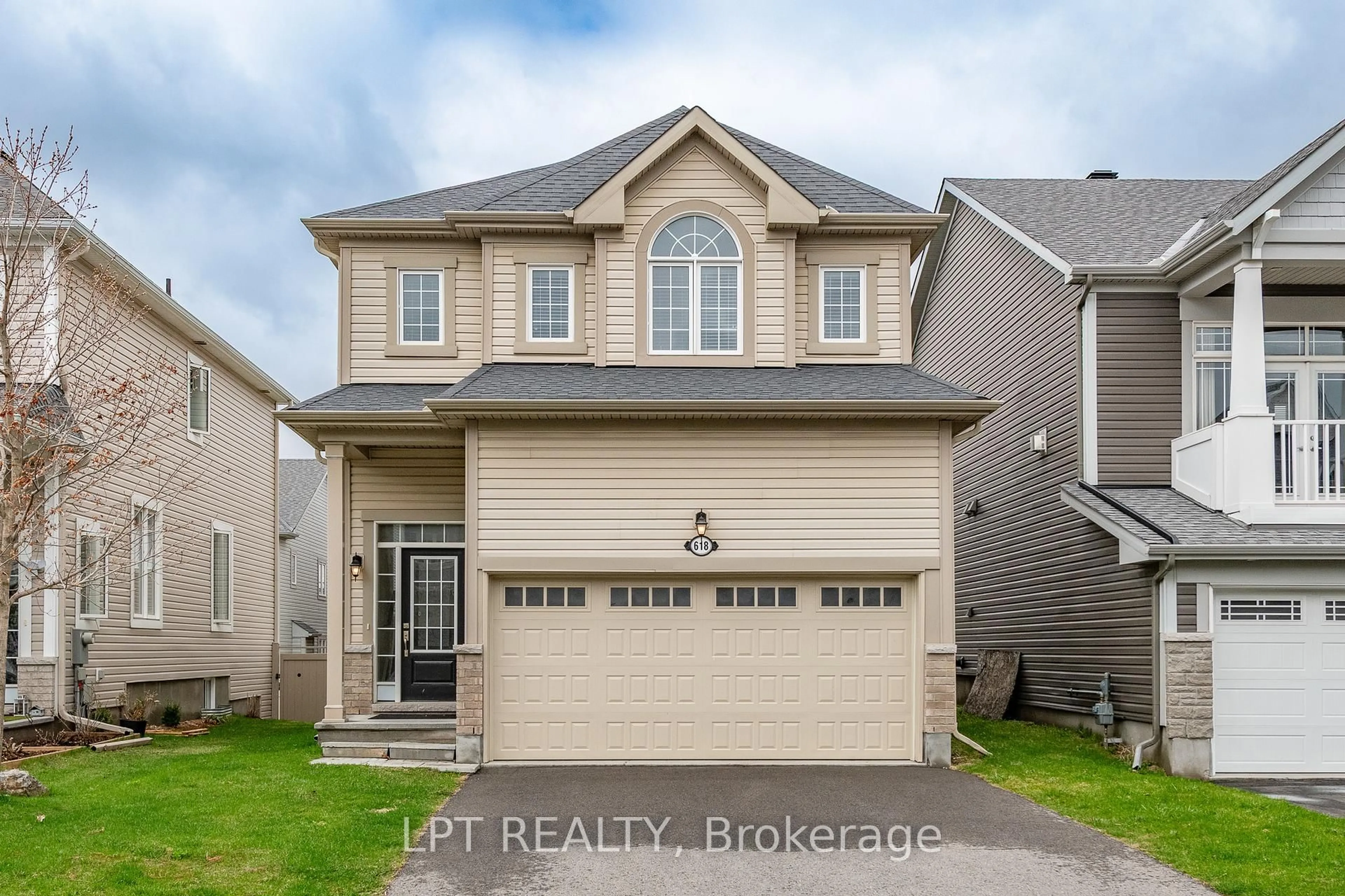 Unknown for 618 Silver Spruce Way, Ottawa Ontario K2M 2T6