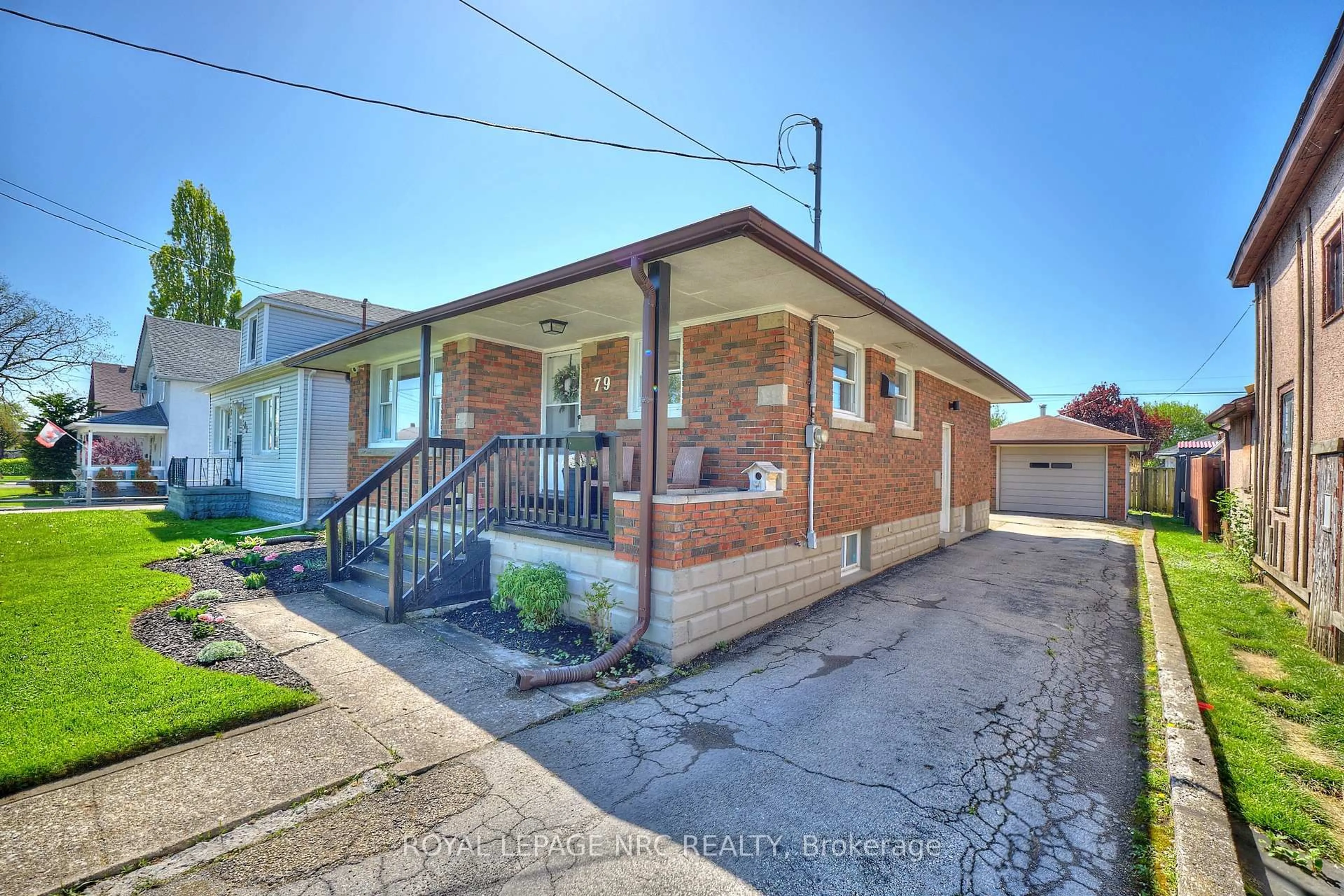 Home with brick exterior material, street for 79 Cross St, Port Colborne Ontario L3K 1L1