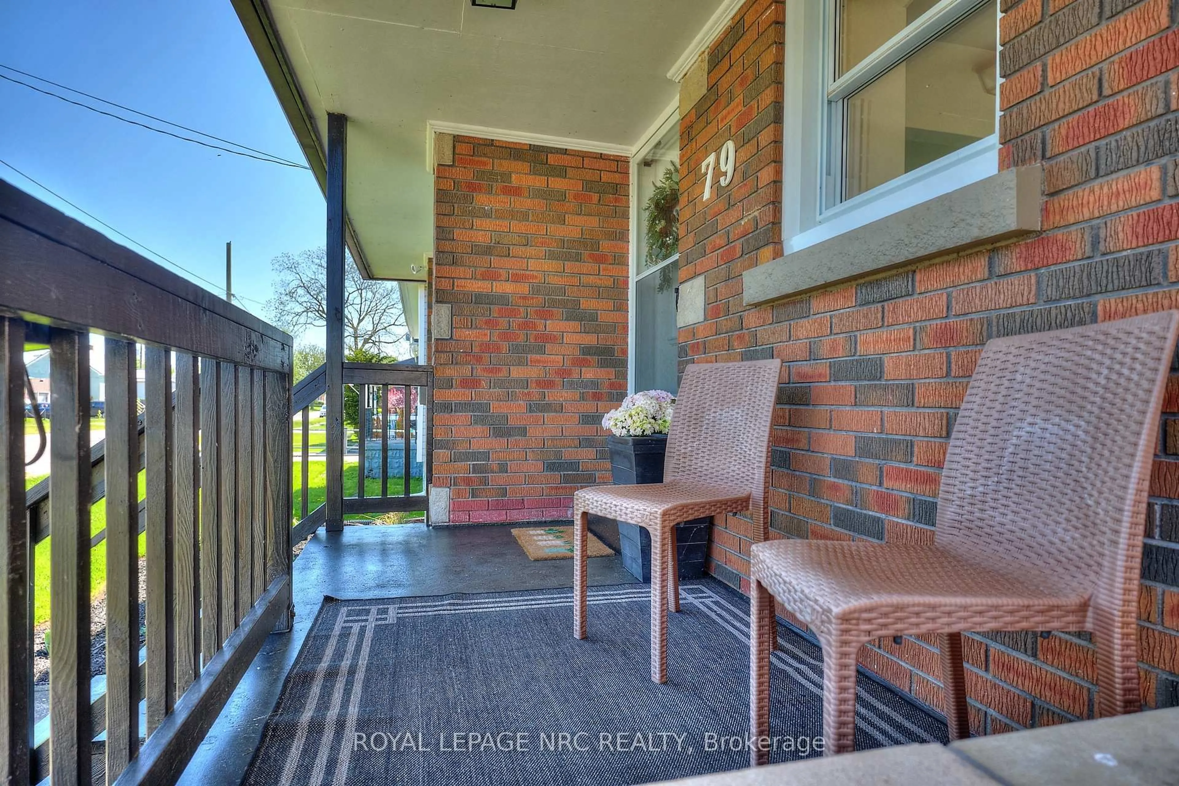 Patio, street for 79 Cross St, Port Colborne Ontario L3K 1L1