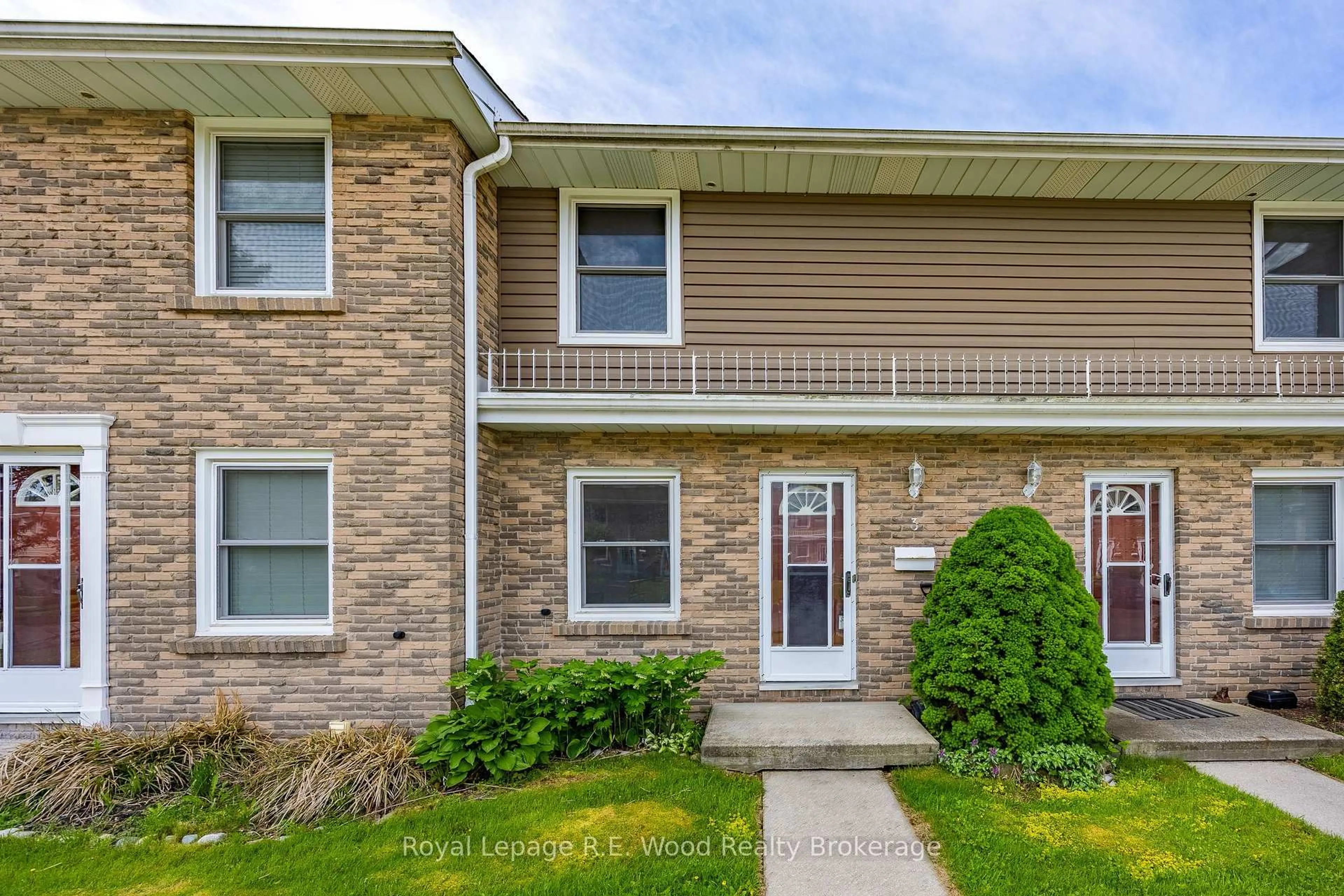 Home with brick exterior material, street for 144 Concession St #3, Tillsonburg Ontario N4G 1N5