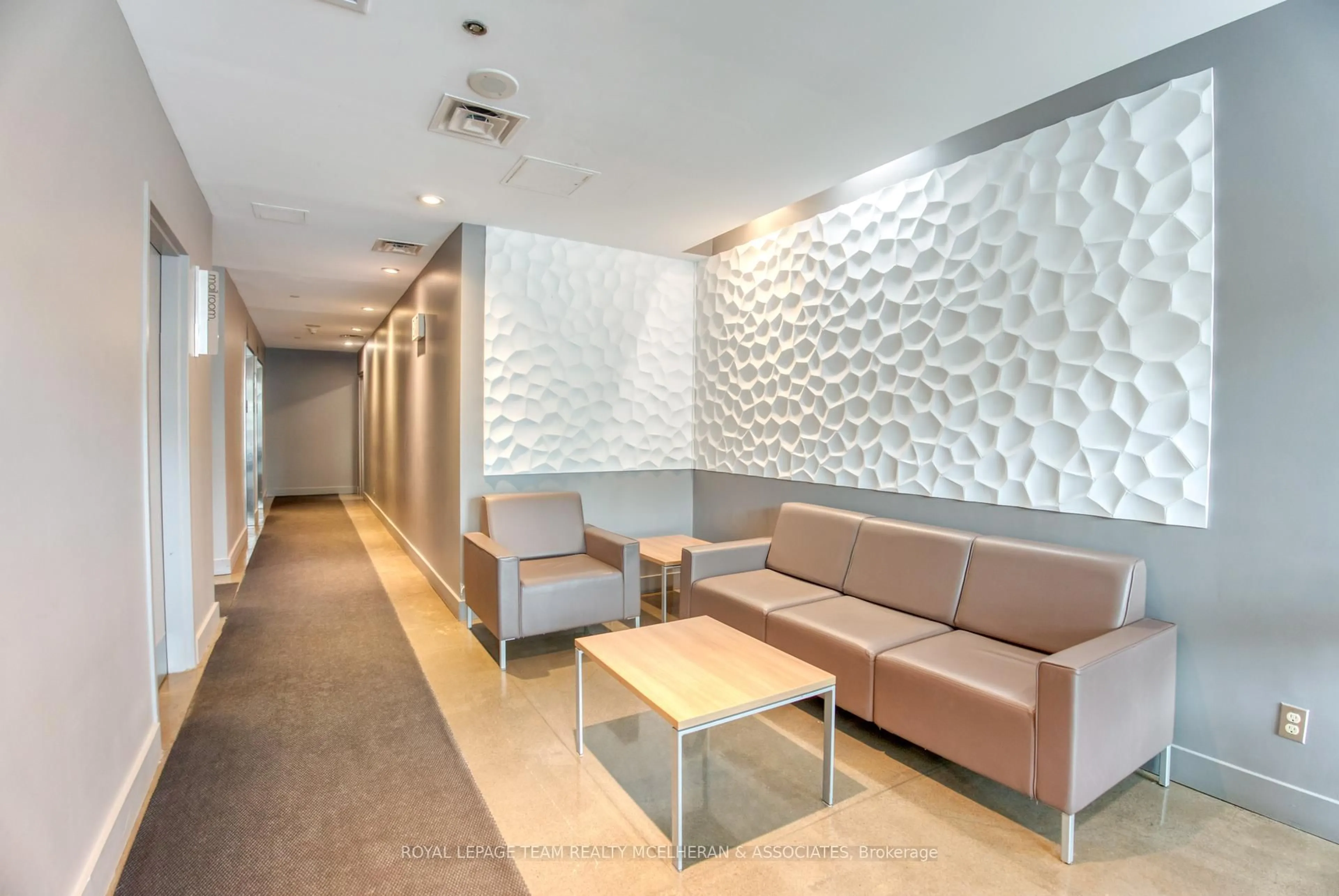 Lobby for 180 York St #1402, Ottawa Ontario K1N 1J6