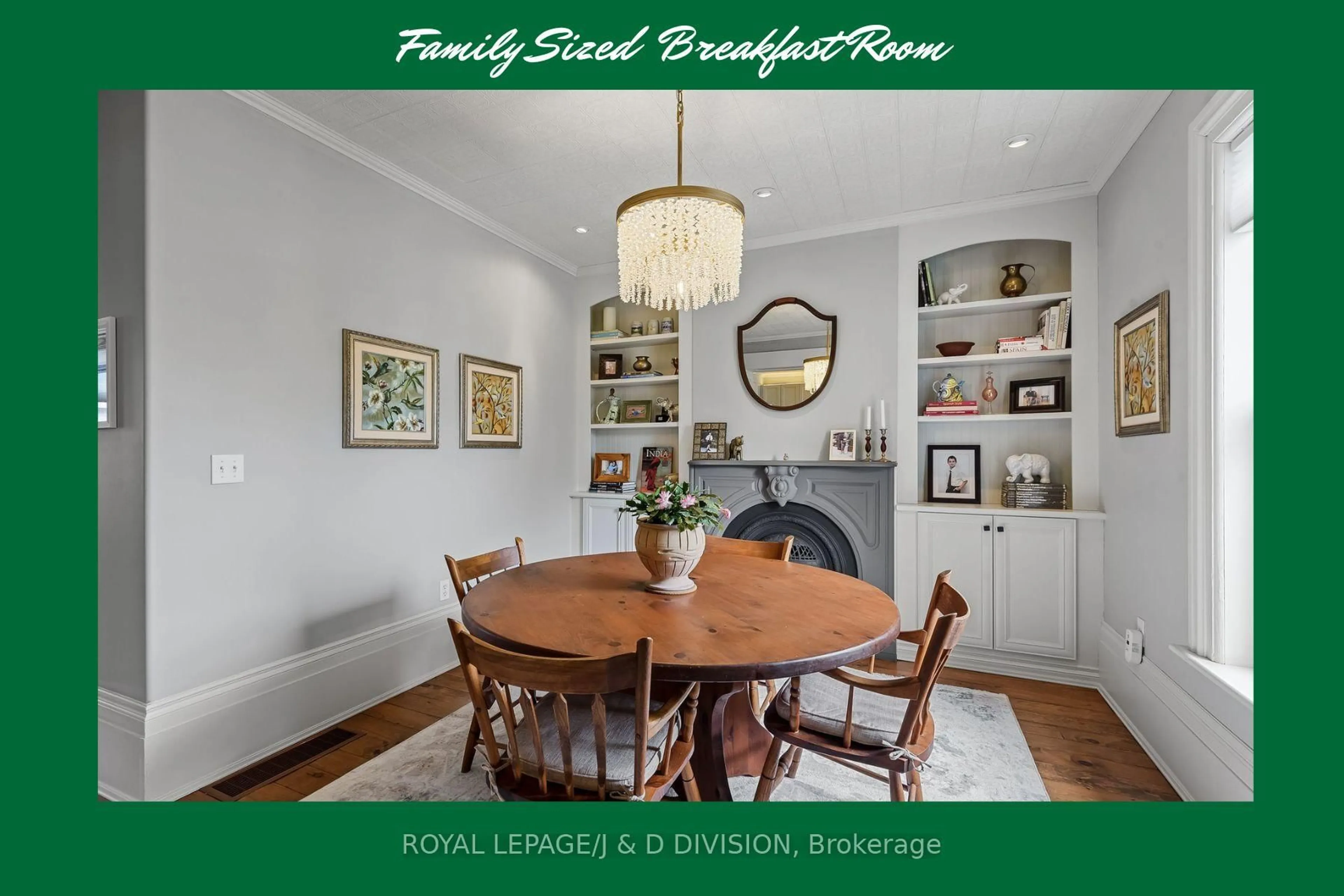 Dining room, wood/laminate floor for 16 Albert St #Lakefield, Selwyn Ontario K0L 2H0
