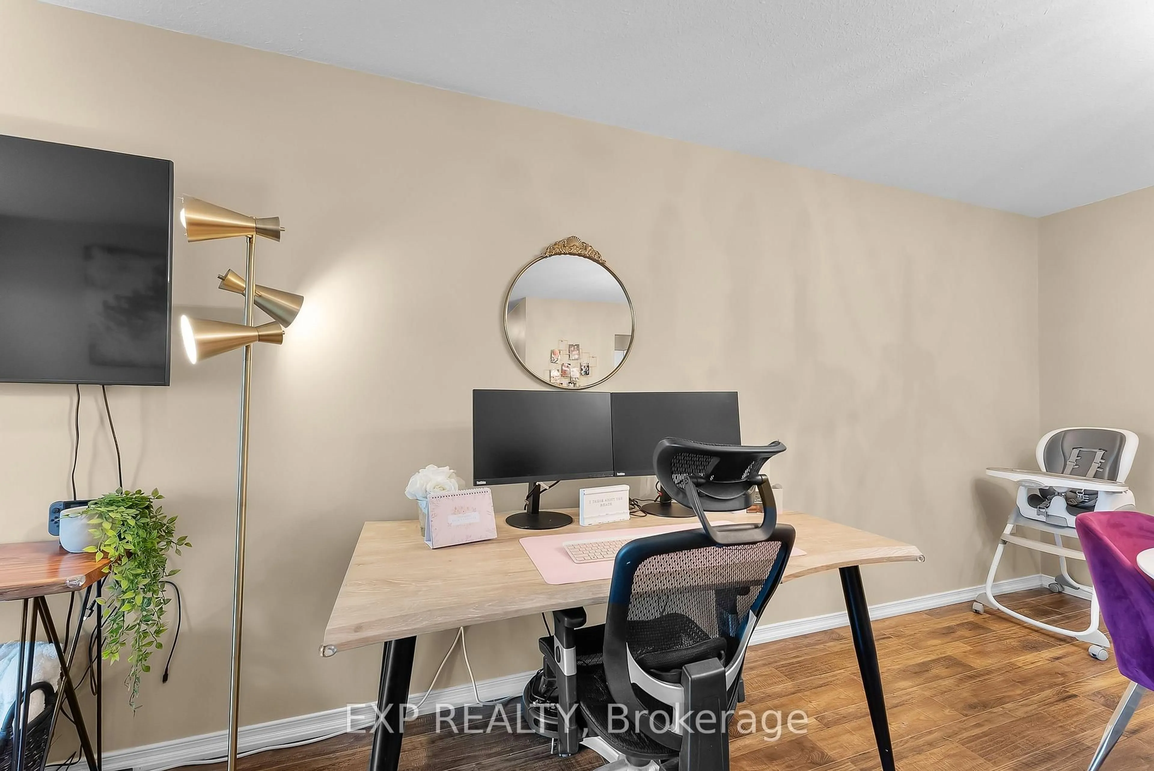 A pic of a room for 117 Willson Rd #12, Welland Ontario L3C 2T4