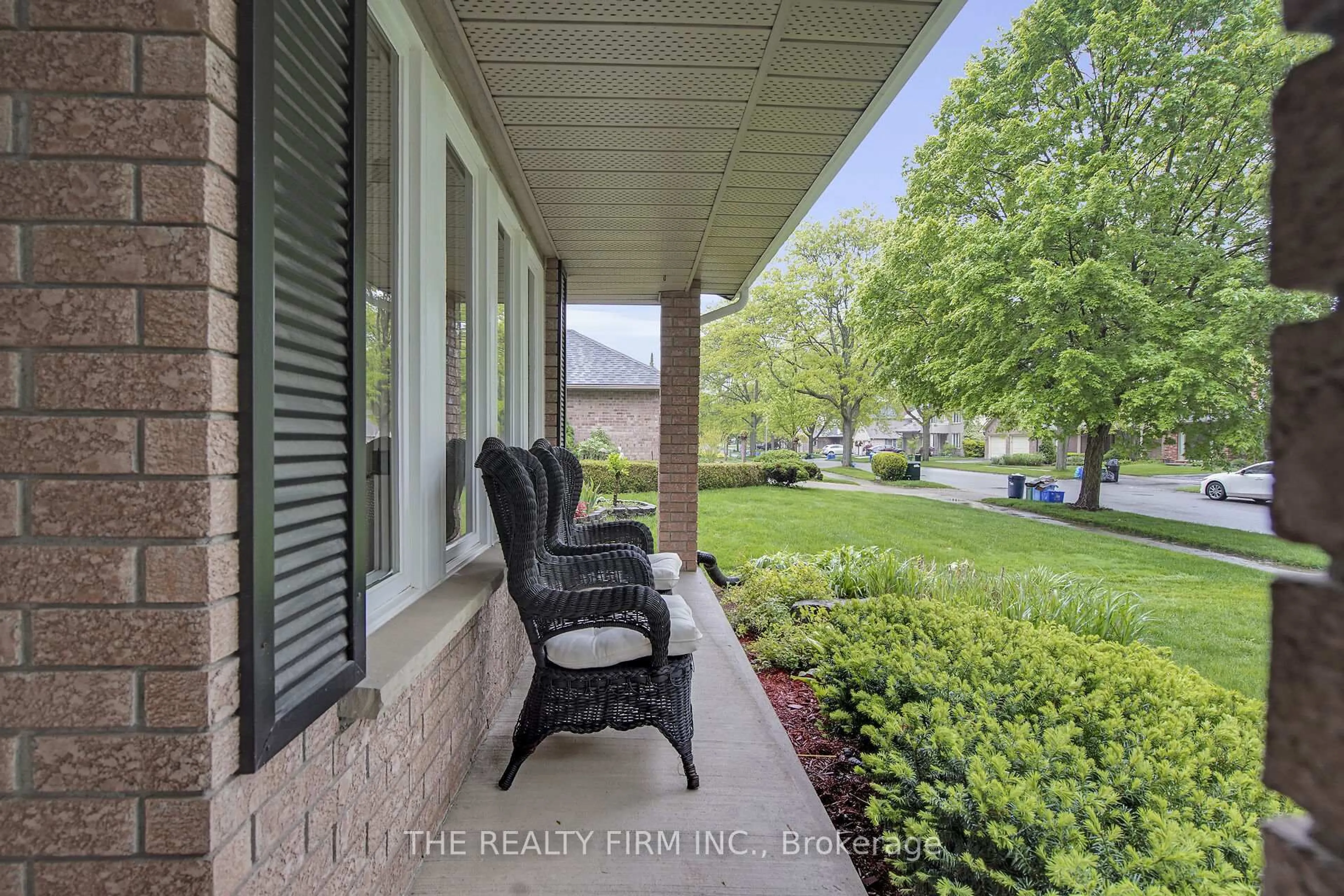 Patio, street for 47 Nanette Dr, London North Ontario N5X 3L2