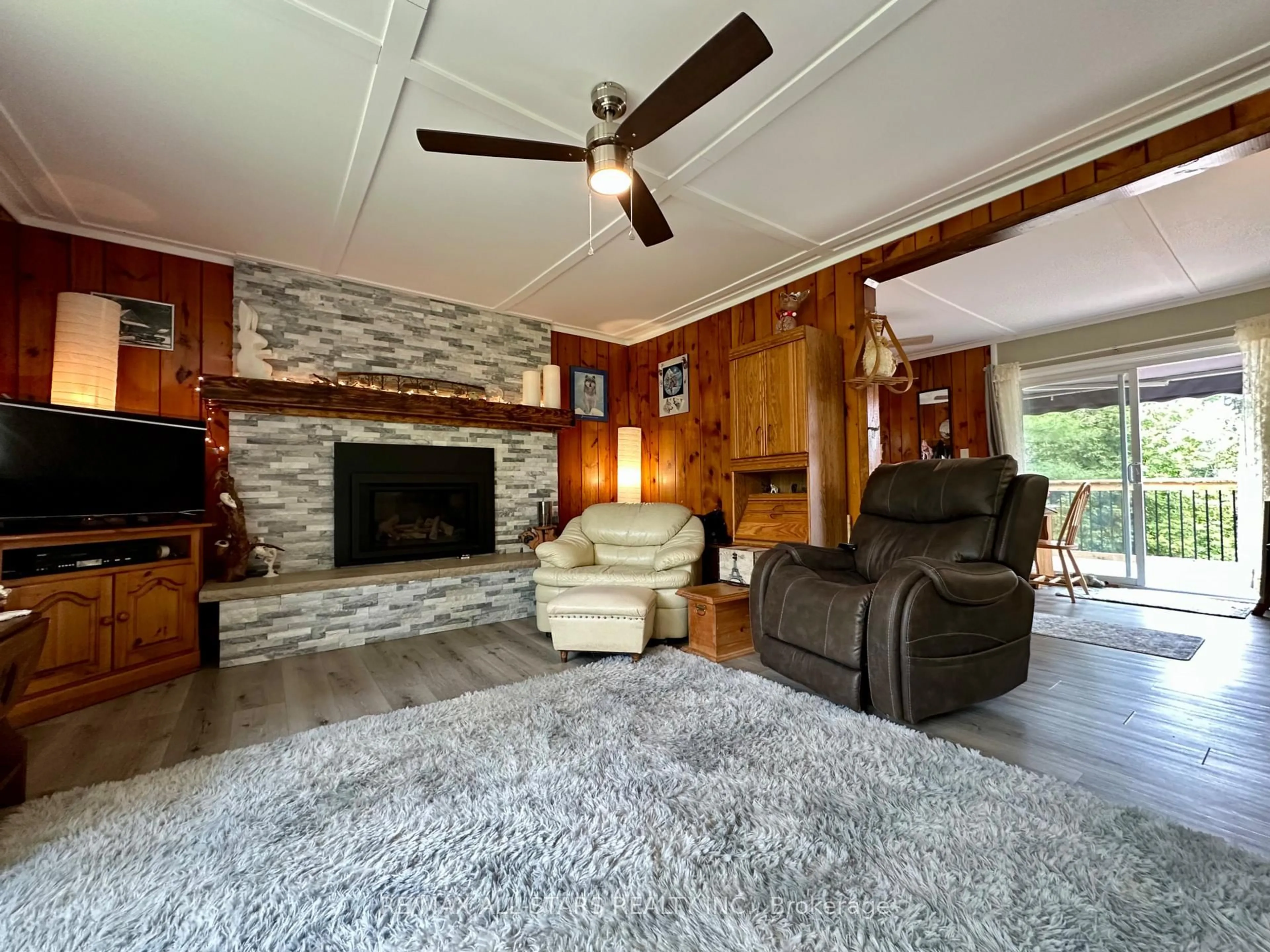 Living room with furniture, unknown for 71 Laxton Twp 4th Line, Kawartha Lakes Ontario K0M 2B0