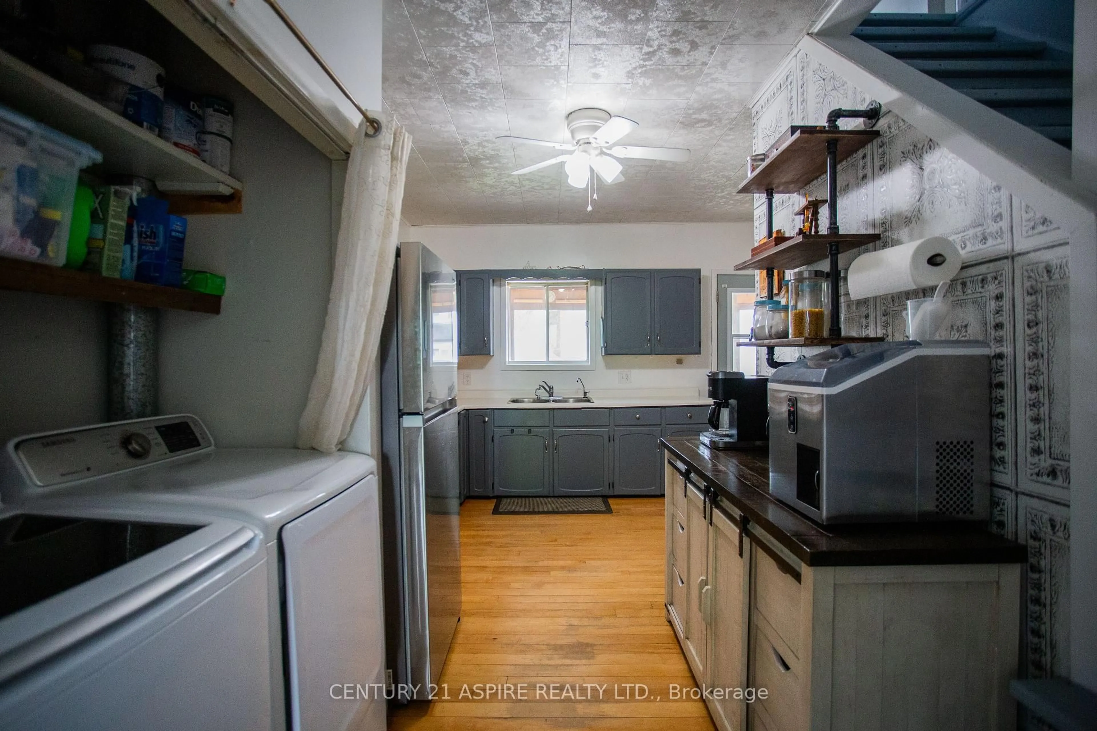 Standard kitchen, unknown for 1991 Foresters Falls Rd, Foresters Falls Ontario K0J 1V0