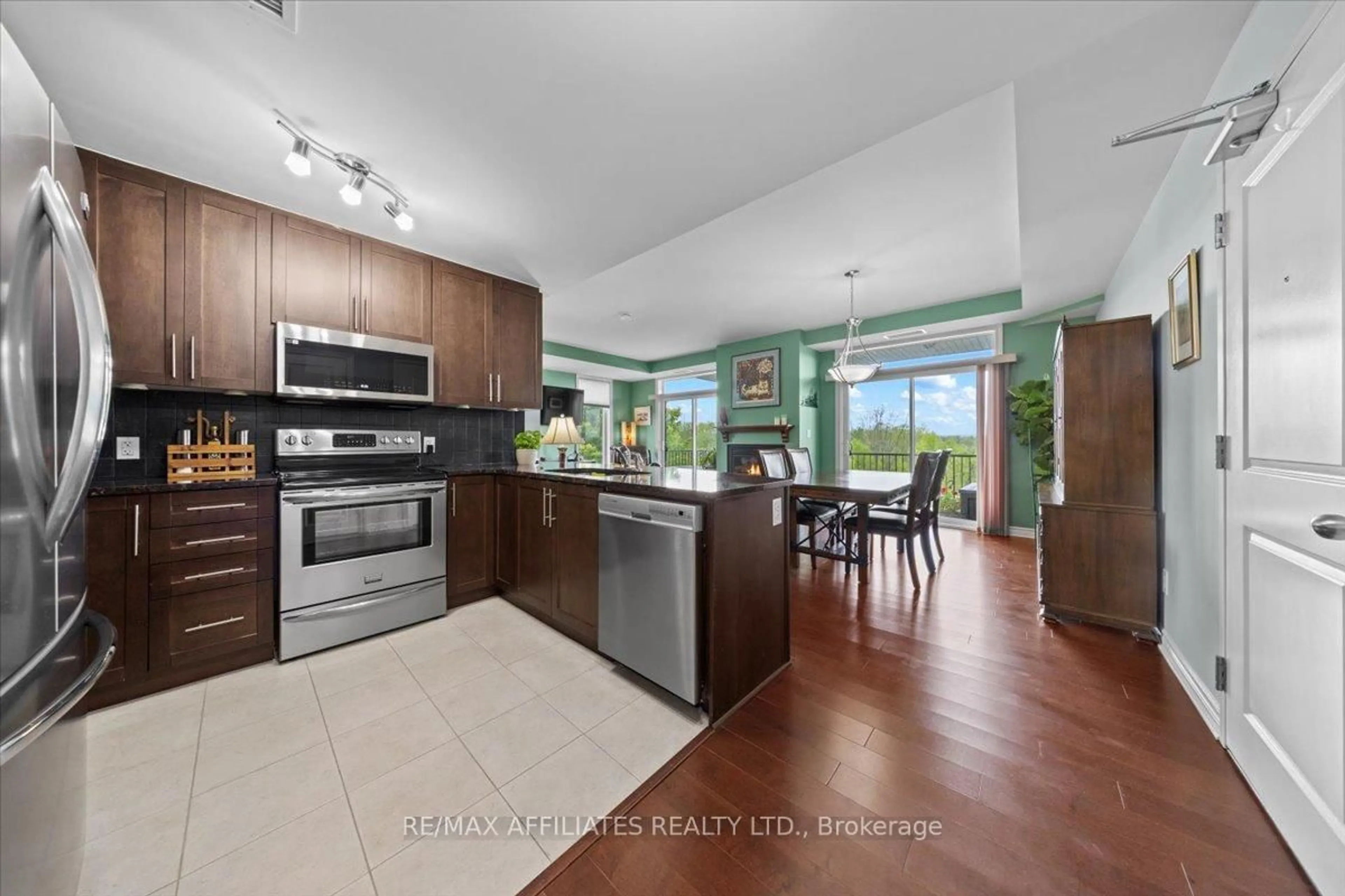 Open concept kitchen, ceramic/tile floor for 30 Prestige Circ #3, Ottawa Ontario K4A 0W9