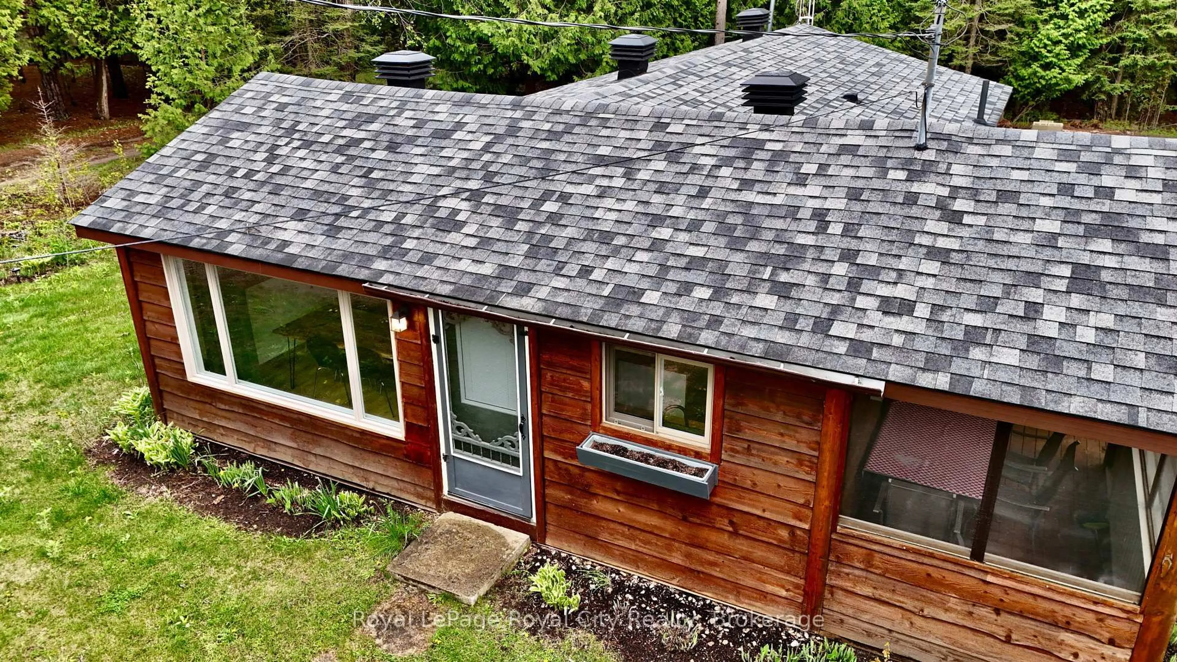 A pic from outside/outdoor area/front of a property/back of a property/a pic from drone, unknown for 6339 Highway 6 Highway, Northern Bruce Peninsula Ontario N0H 2R0