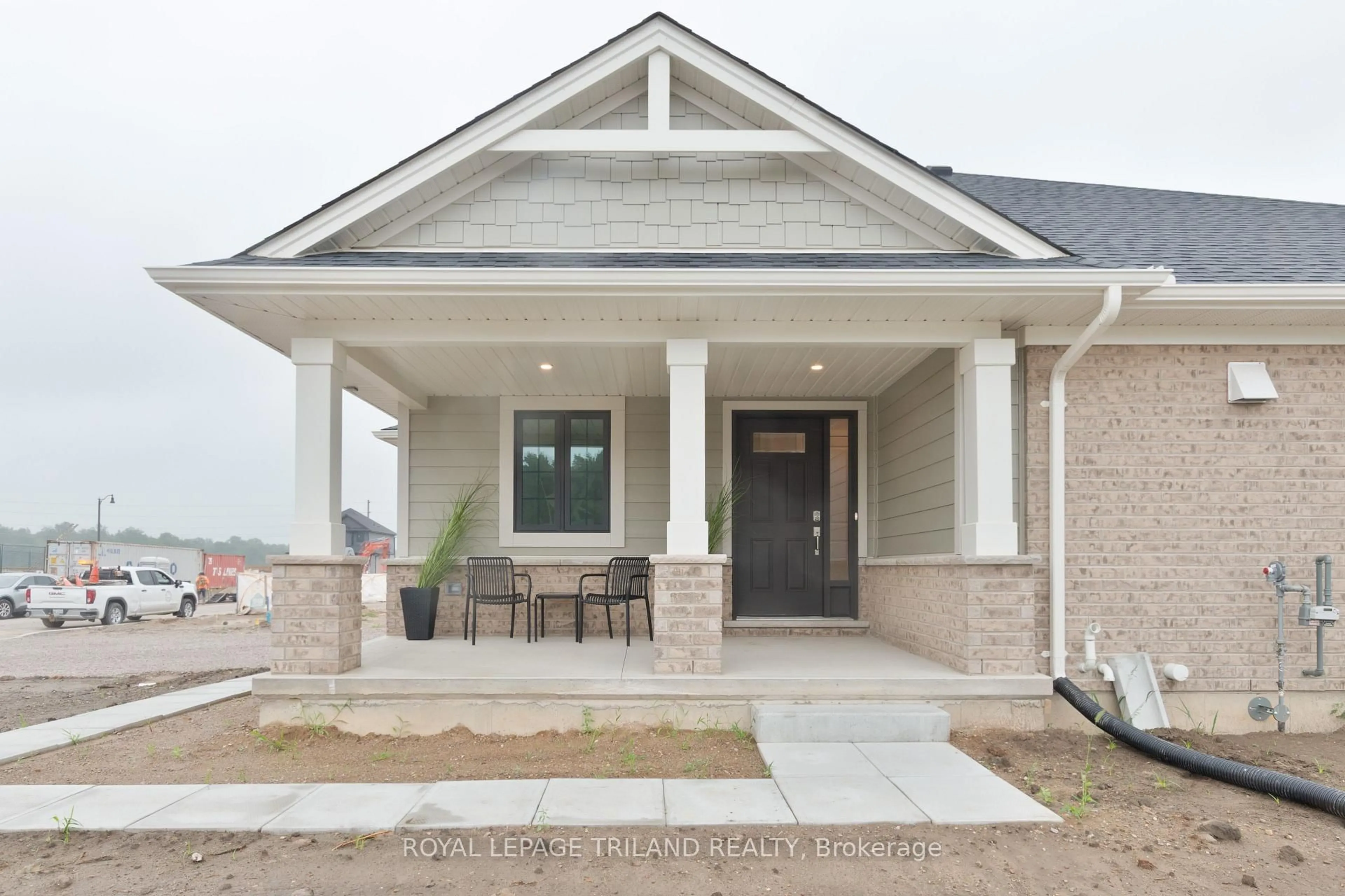 Home with brick exterior material, street for 71 HARROW Lane, St. Thomas Ontario N5R 0P3