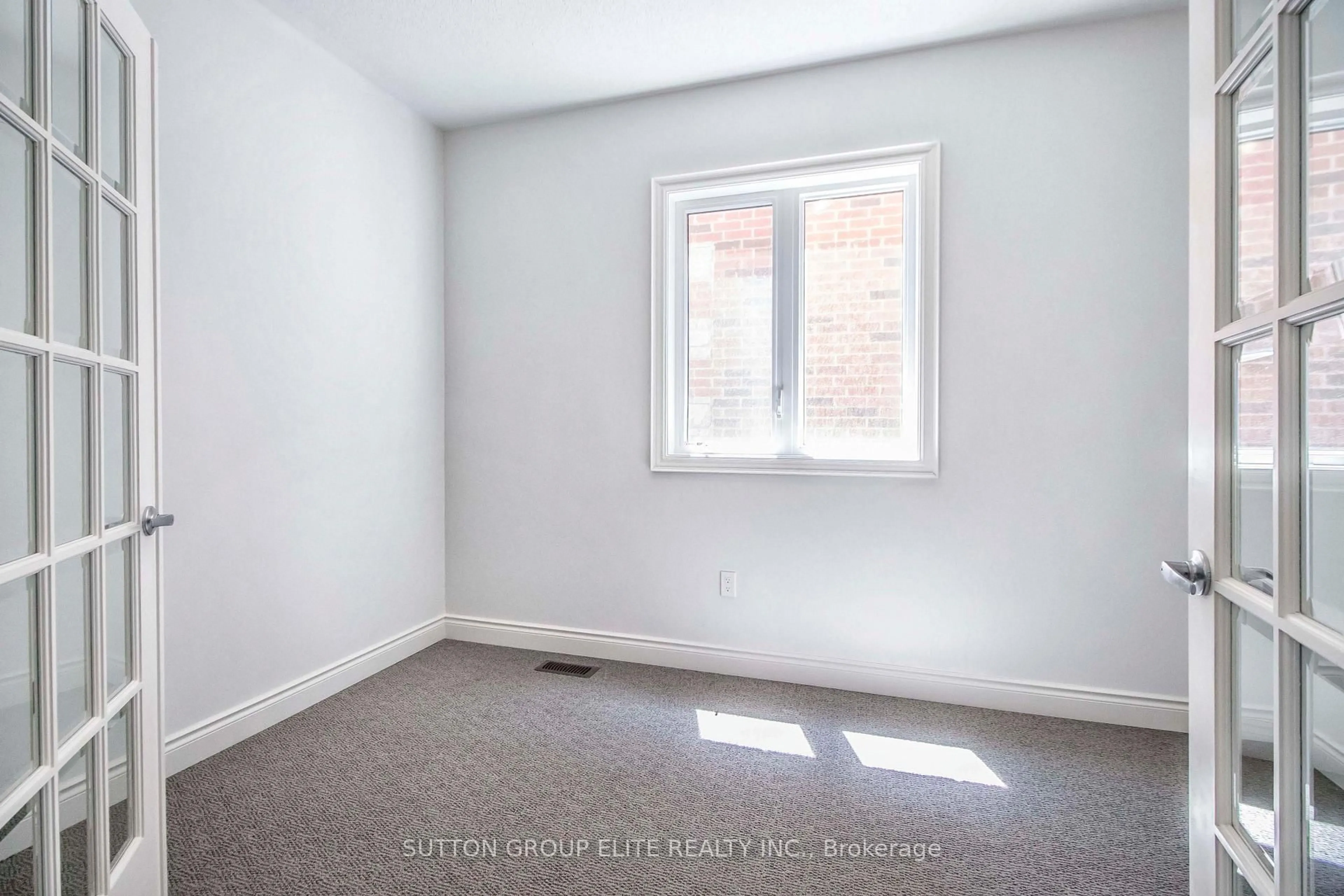 A pic of a room for 351 Humphrey St, Hamilton Ontario L0R 2H1