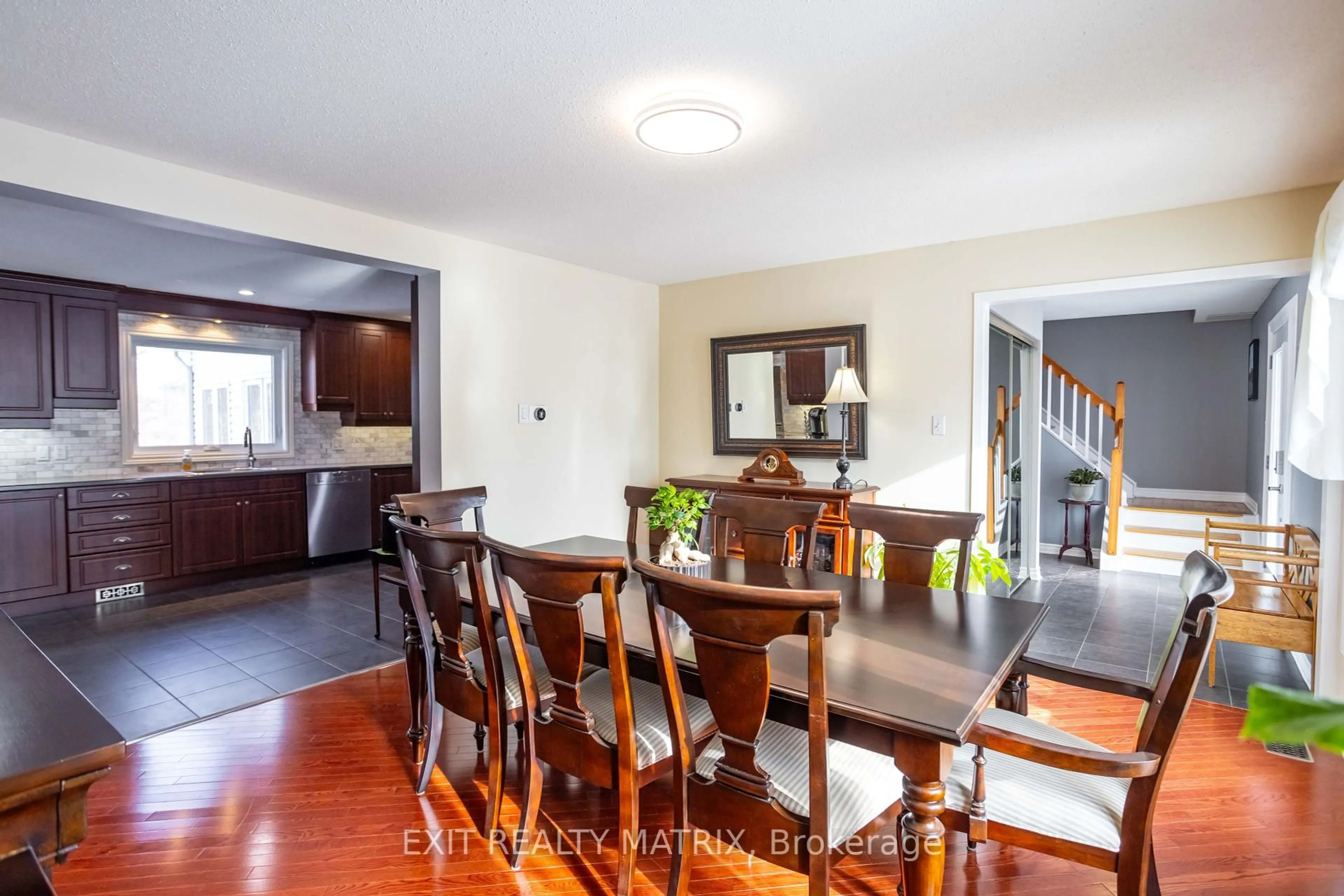 Dining room, unknown for 98 Menard St, Russell Ontario K0A 1W1