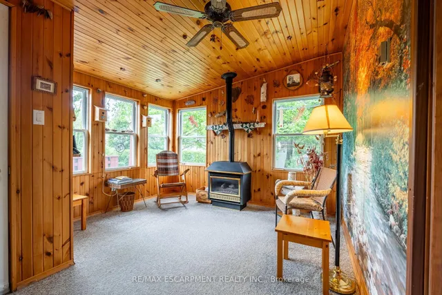 Additional property image - 35 Kemp Dr