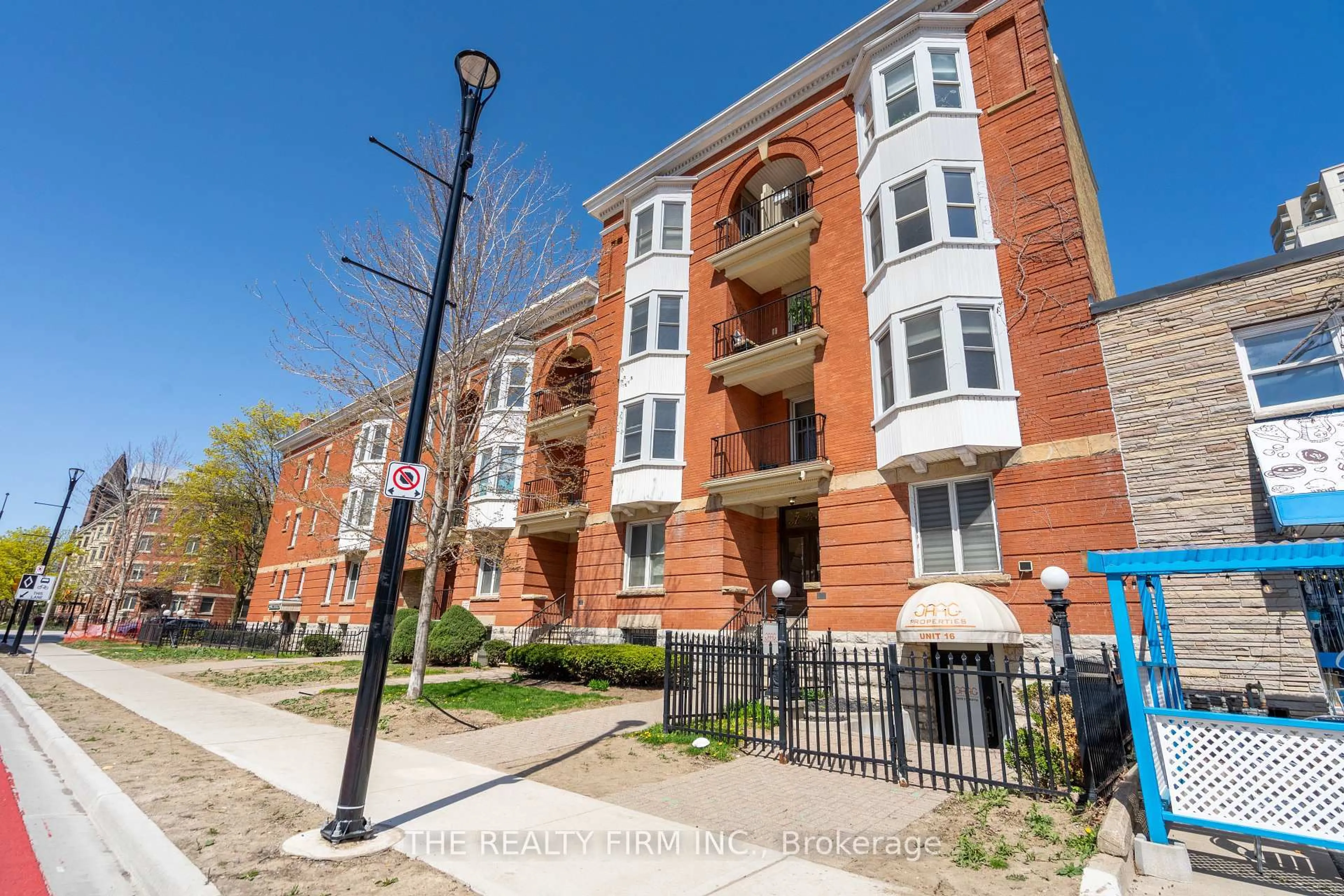 Home with brick exterior material, street for 440 Wellington St #301, London East Ontario N6A 3P2