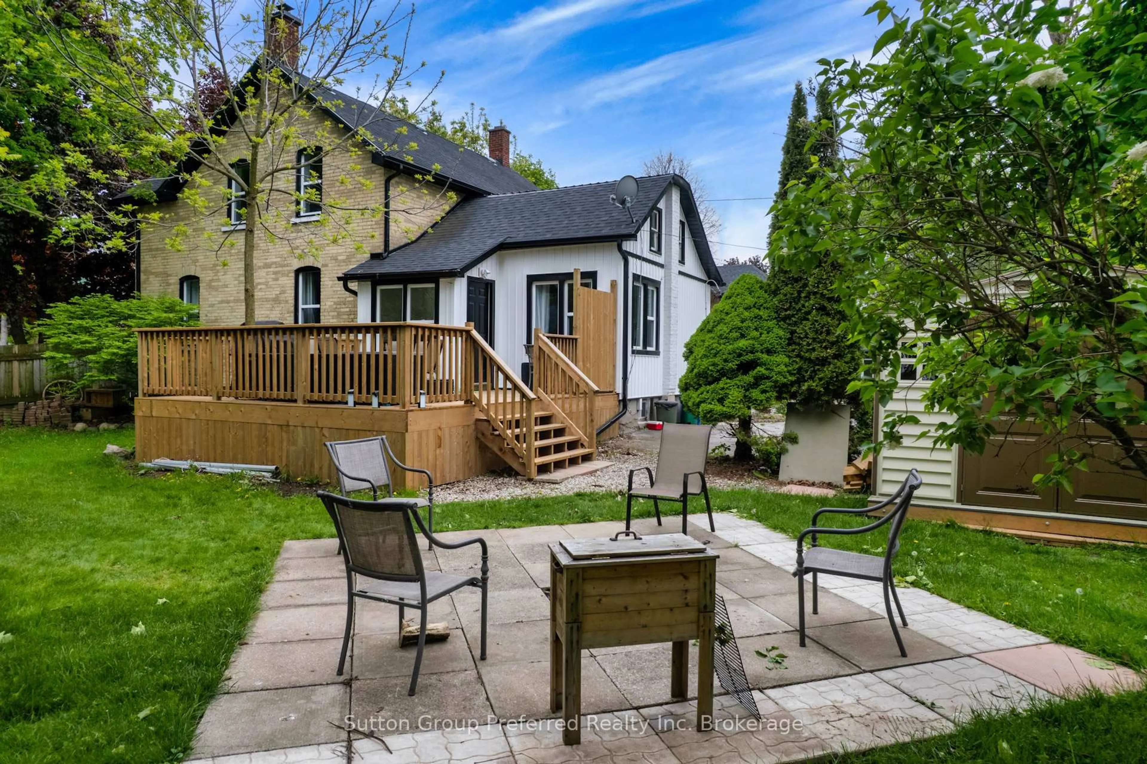Patio, street for 73 Hope St, East Zorra-Tavistock Ontario N0B 2R0