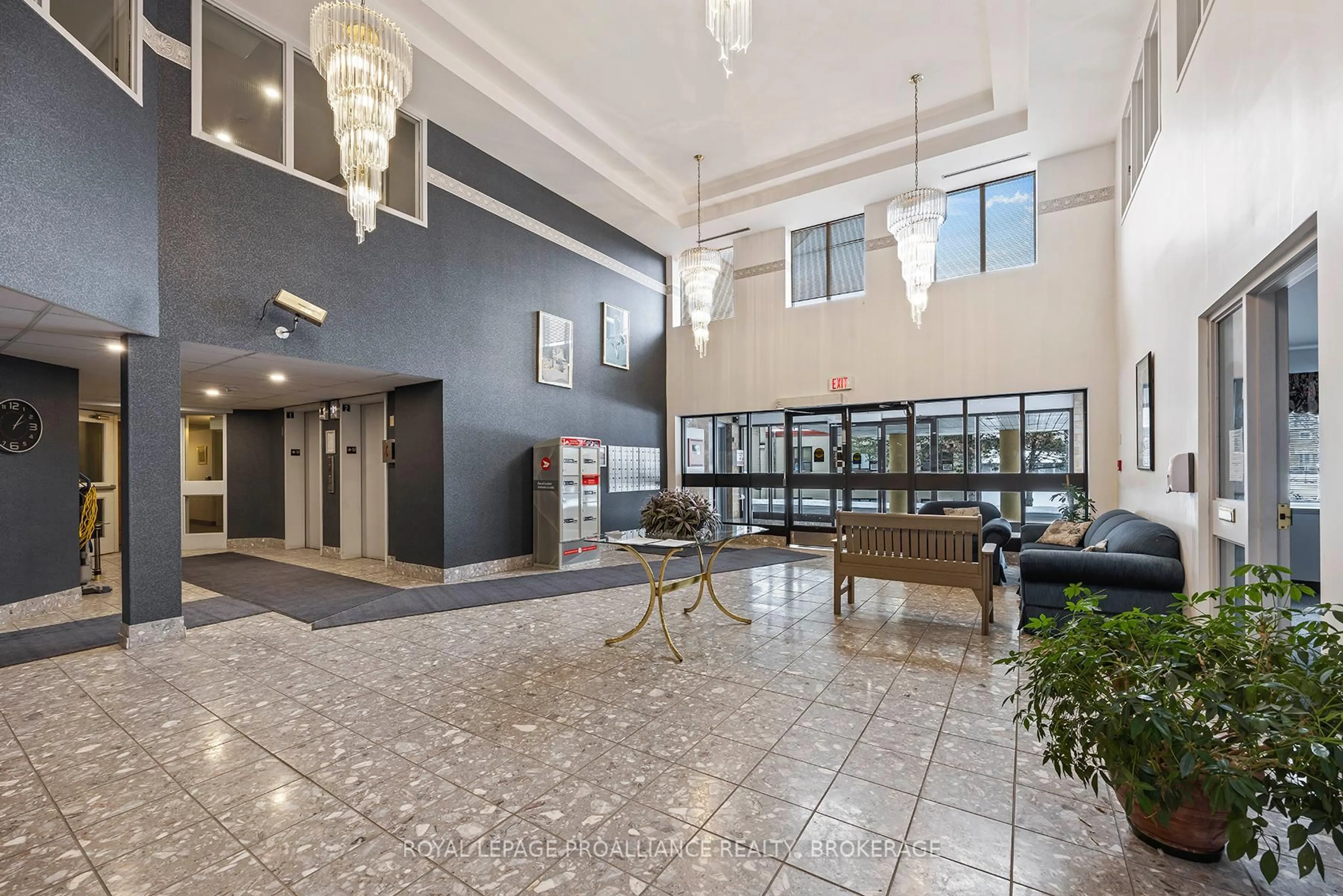 Lobby for 130 Wright Cres #605, Kingston Ontario K7L 5R1
