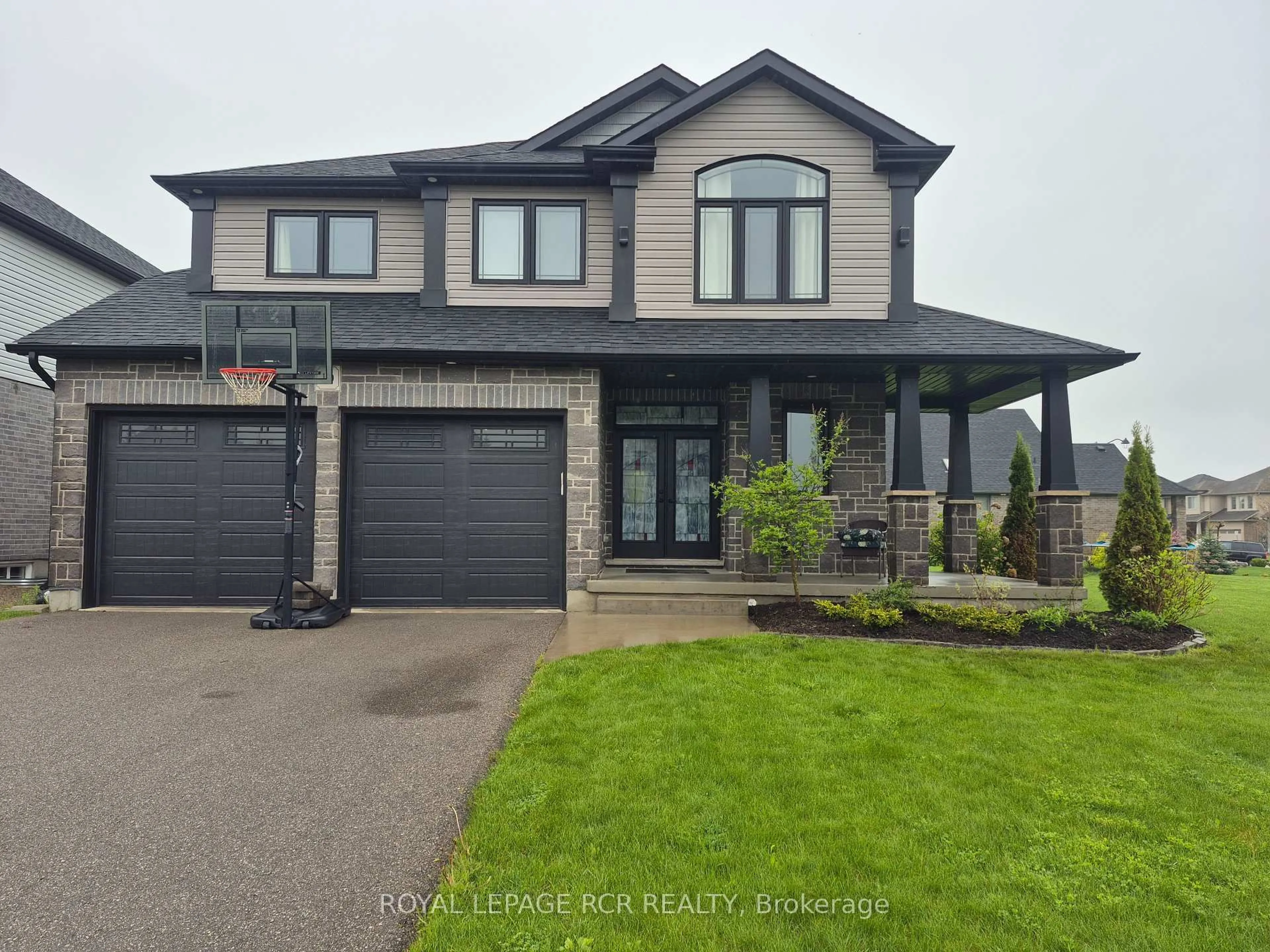 Home with brick exterior material, street for 10 Mayberry Dr, East Luther Grand Valley Ontario L9W 6T9