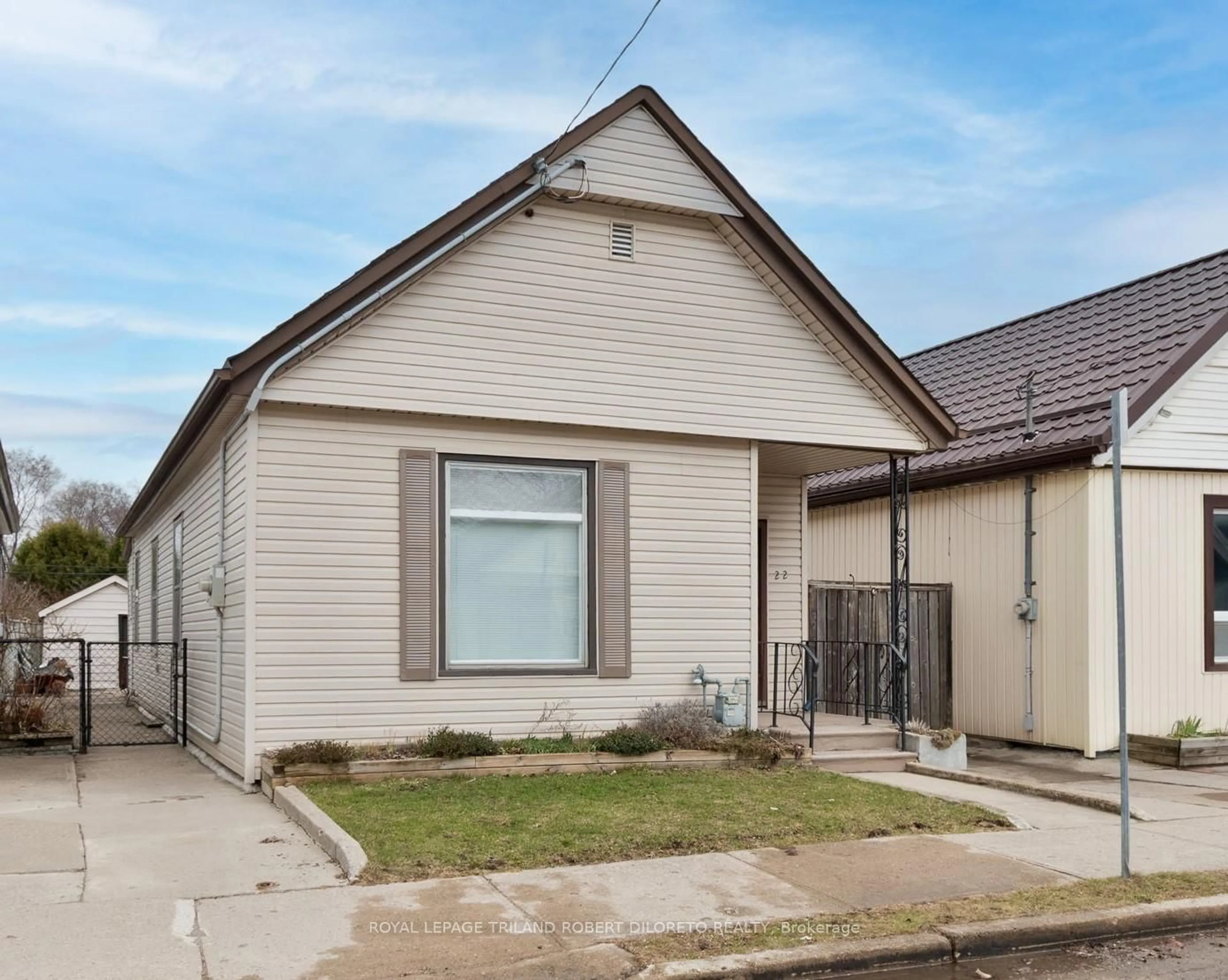 Home with vinyl exterior material, street for 22 Rathgar St, London East Ontario N5Z 1Y4