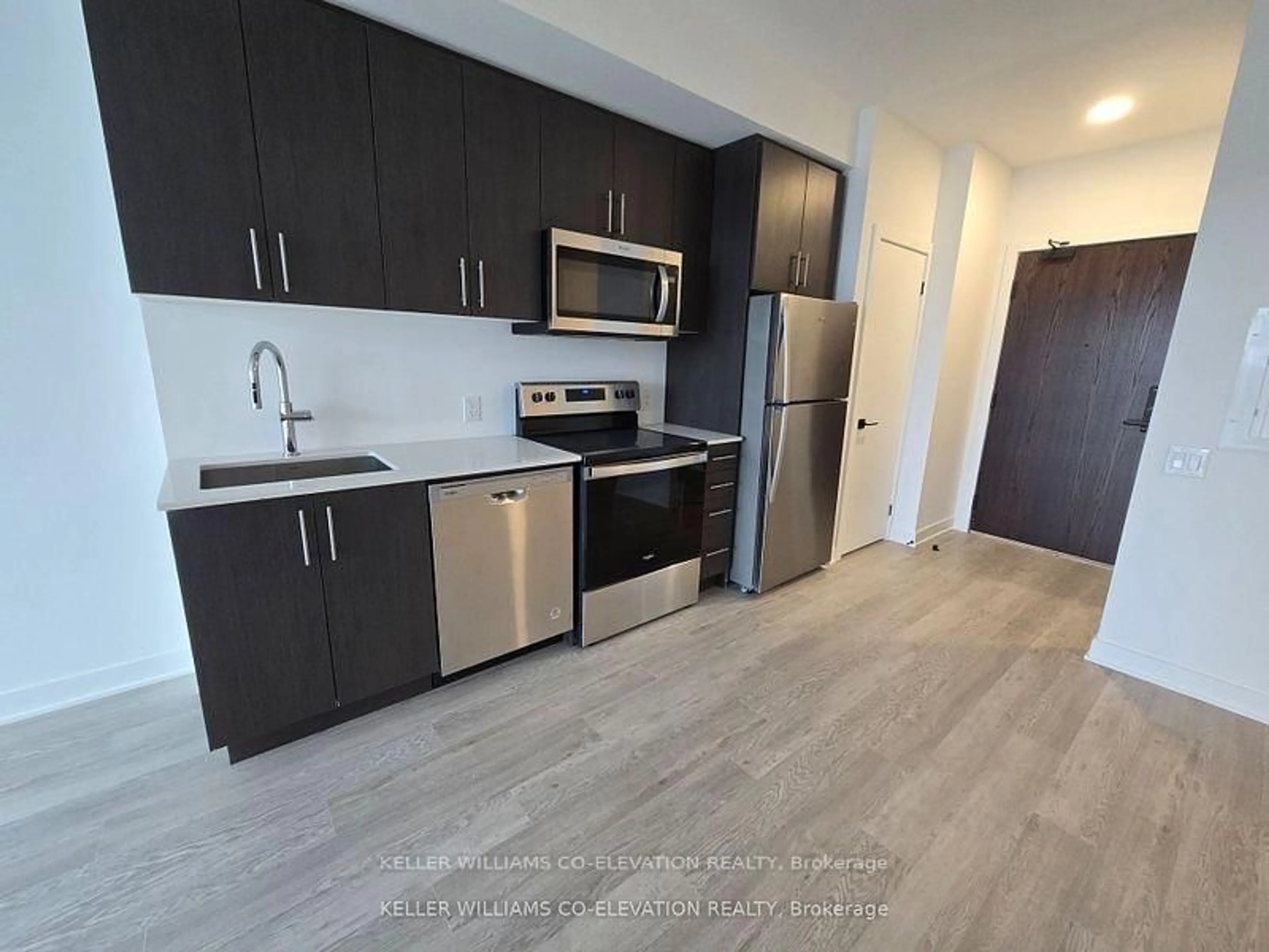 Standard kitchen, unknown for 2782 Barton St #1102, Hamilton Ontario L8J 2J8