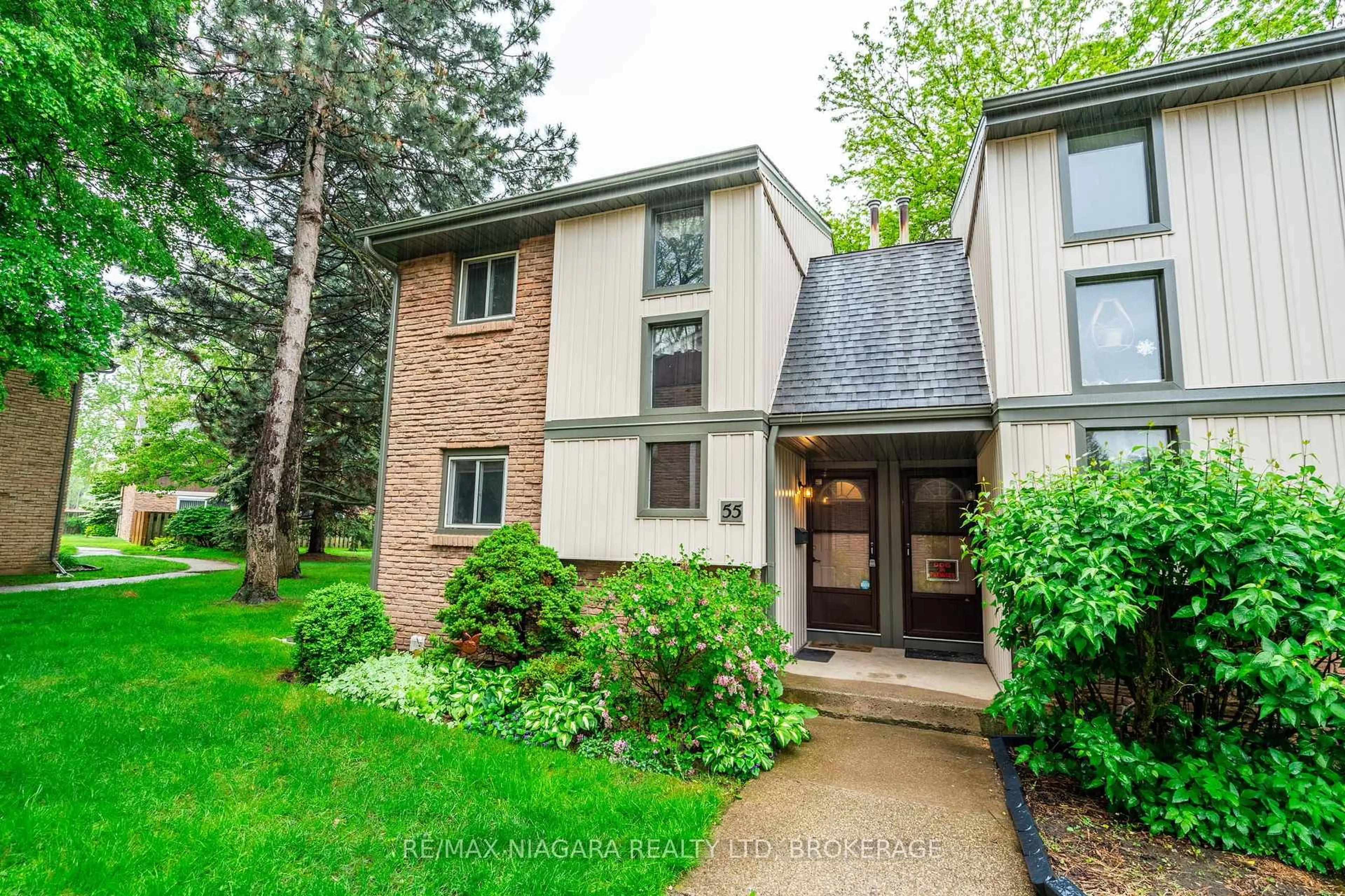 Unknown for 302 Vine St #55, St. Catharines Ontario L2M 7M6