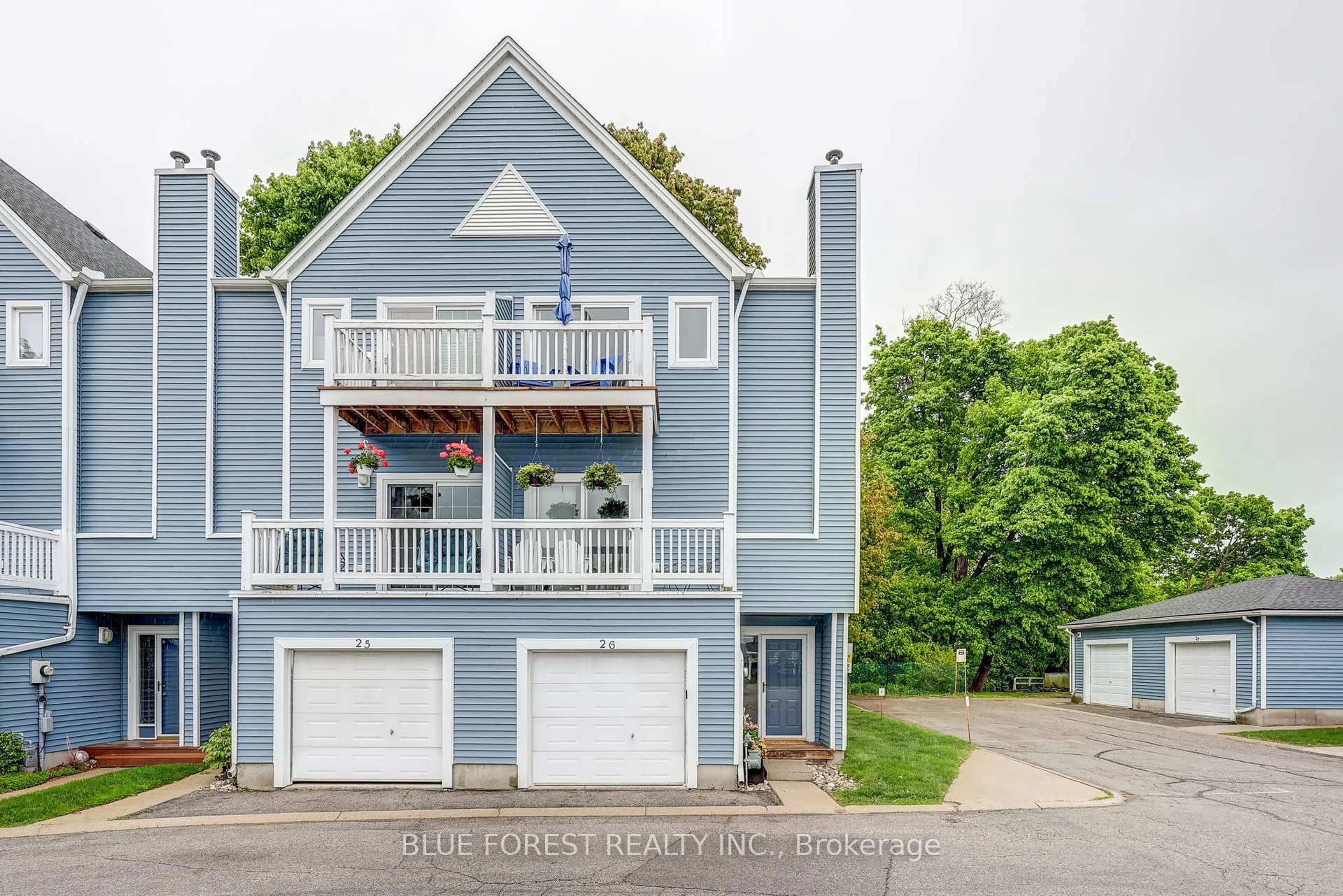 Home with vinyl exterior material, water/lake/river/ocean view for 374 Front St #26, Central Elgin Ontario N5L 1E9