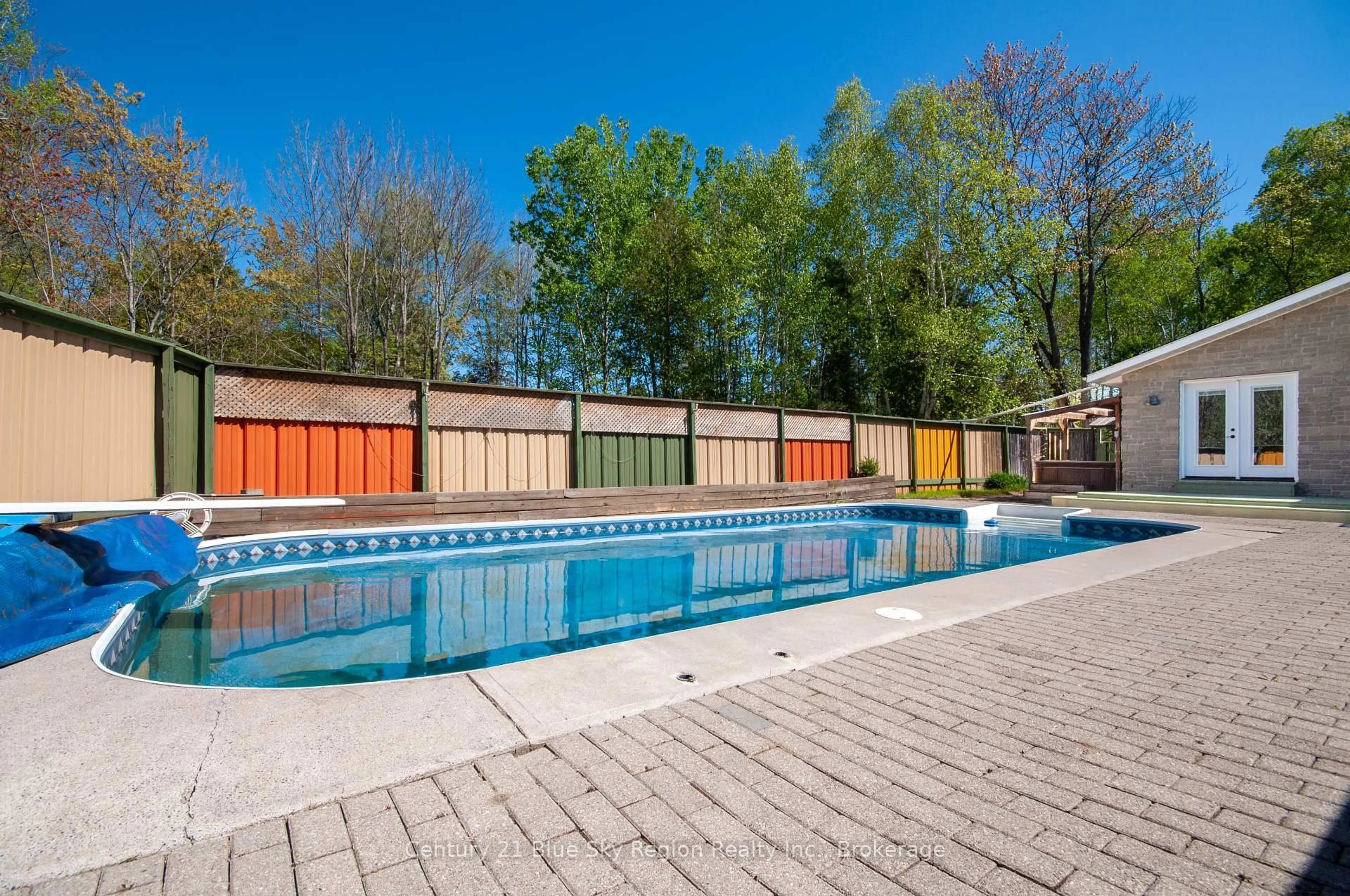 Pool for 21 Denise Dr, East Ferris Ontario P0H 1B0