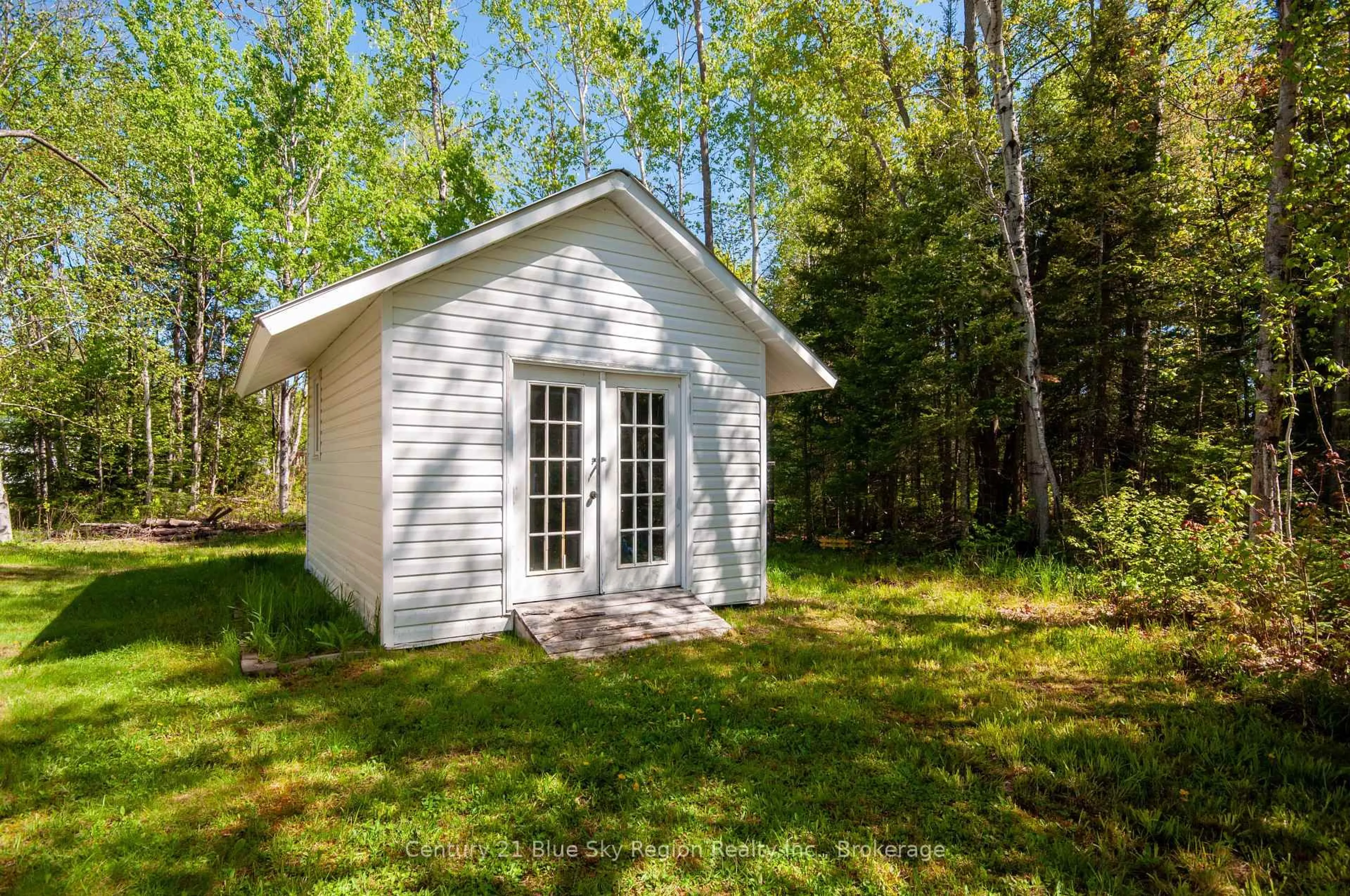 Shed for 21 Denise Dr, East Ferris Ontario P0H 1B0
