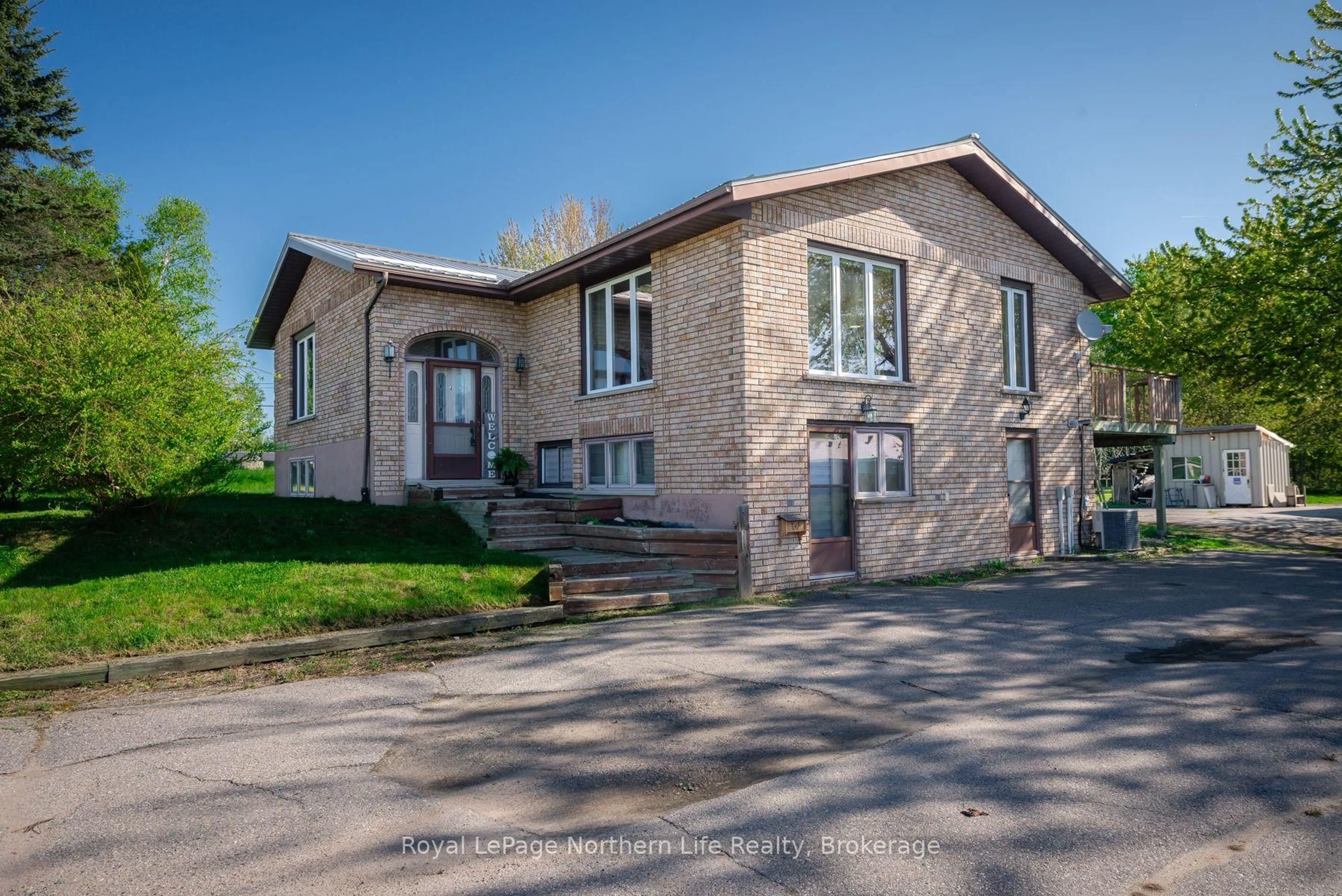 Unknown for 10 Barley Rd, North Bay Ontario P1A 0G4