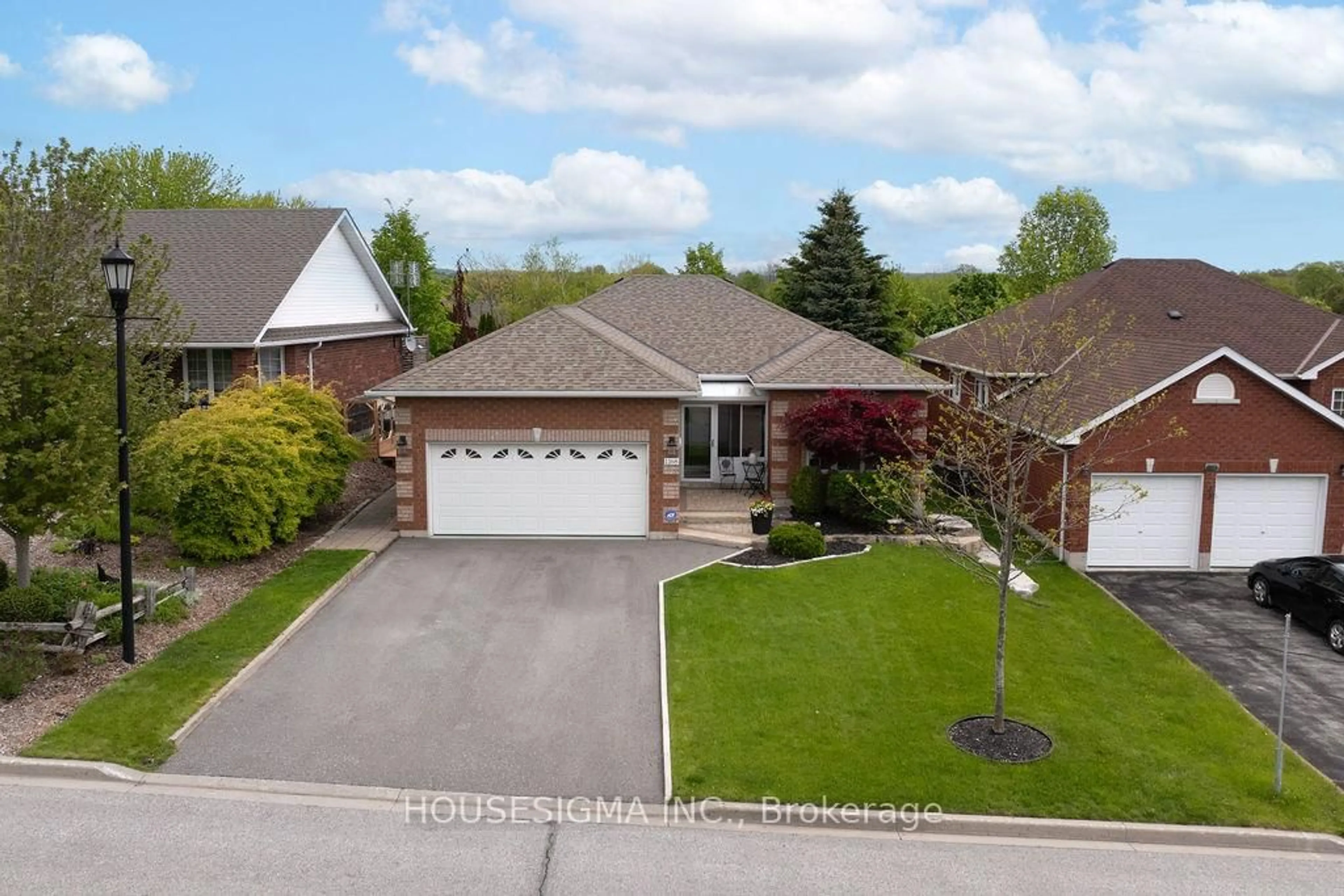 A pic from outside/outdoor area/front of a property/back of a property/a pic from drone, street for 1168 Ashland Dr, Cobourg Ontario K9A 5S2