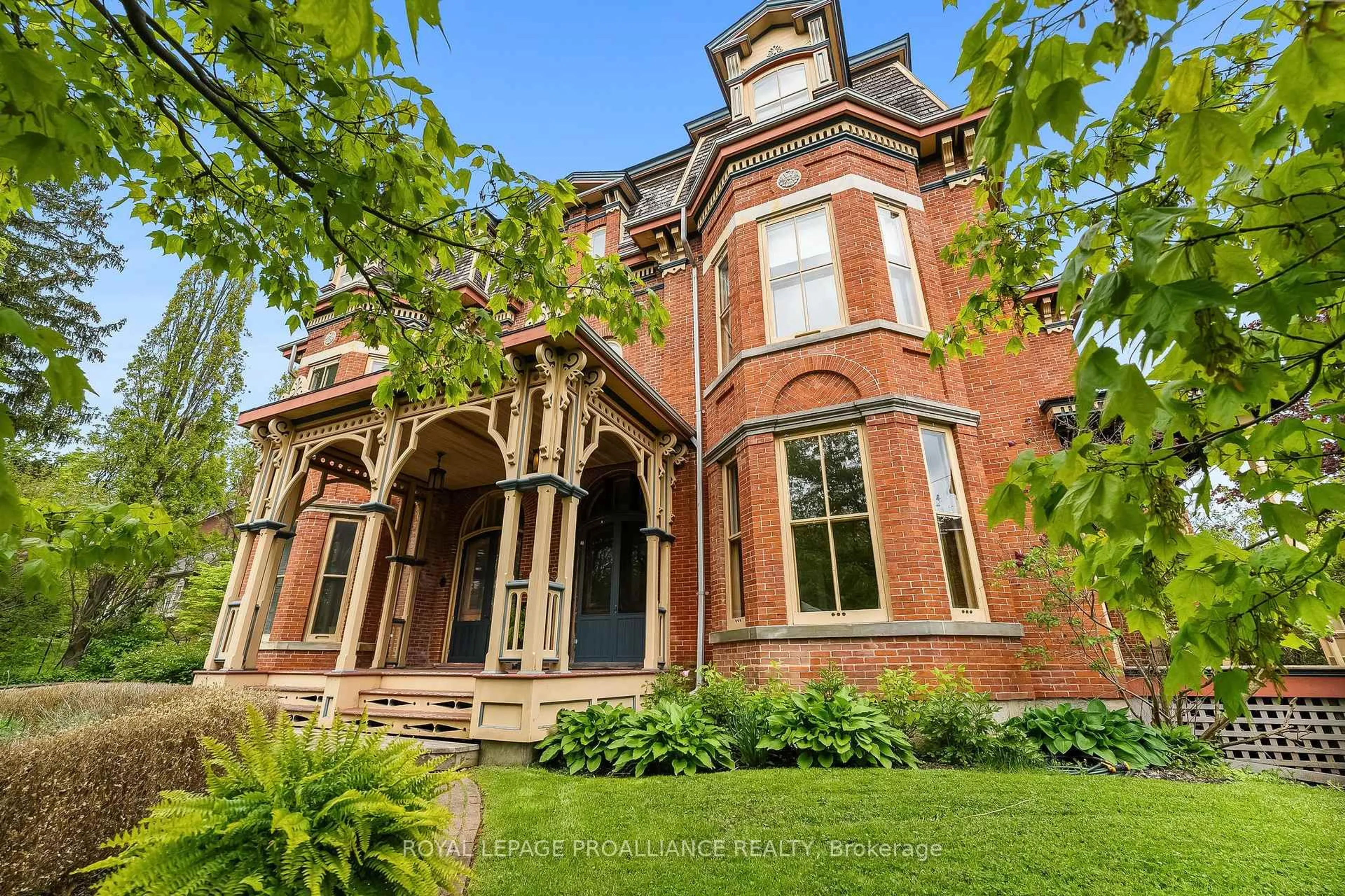 Home with brick exterior material, building for 59 King St, Port Hope Ontario L1A 2R6