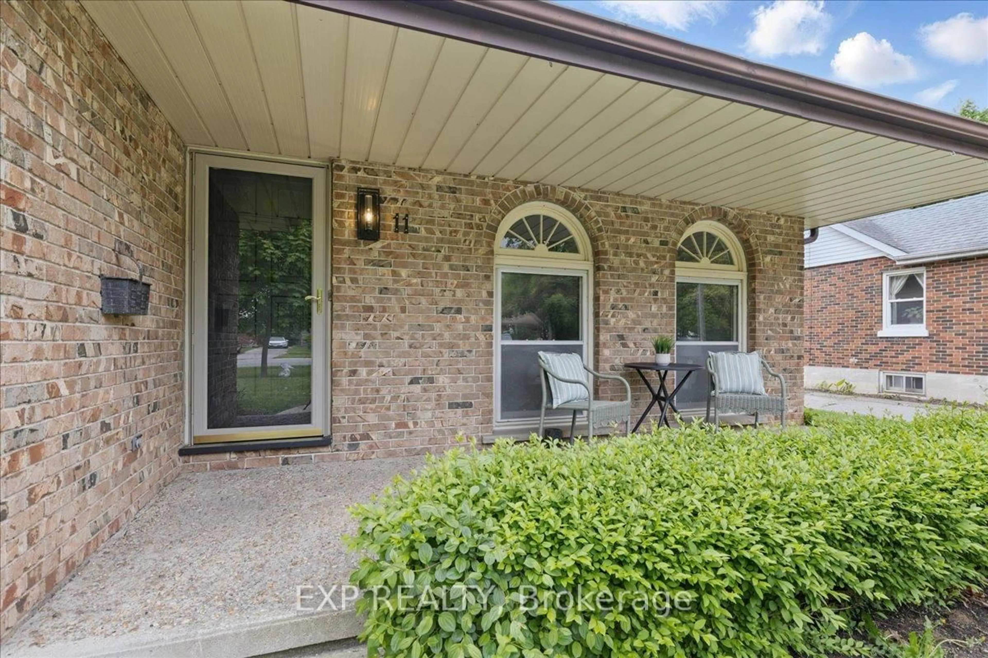 Home with brick exterior material, street for 11 Glenwood Dr, Brantford Ontario N3S 3E9