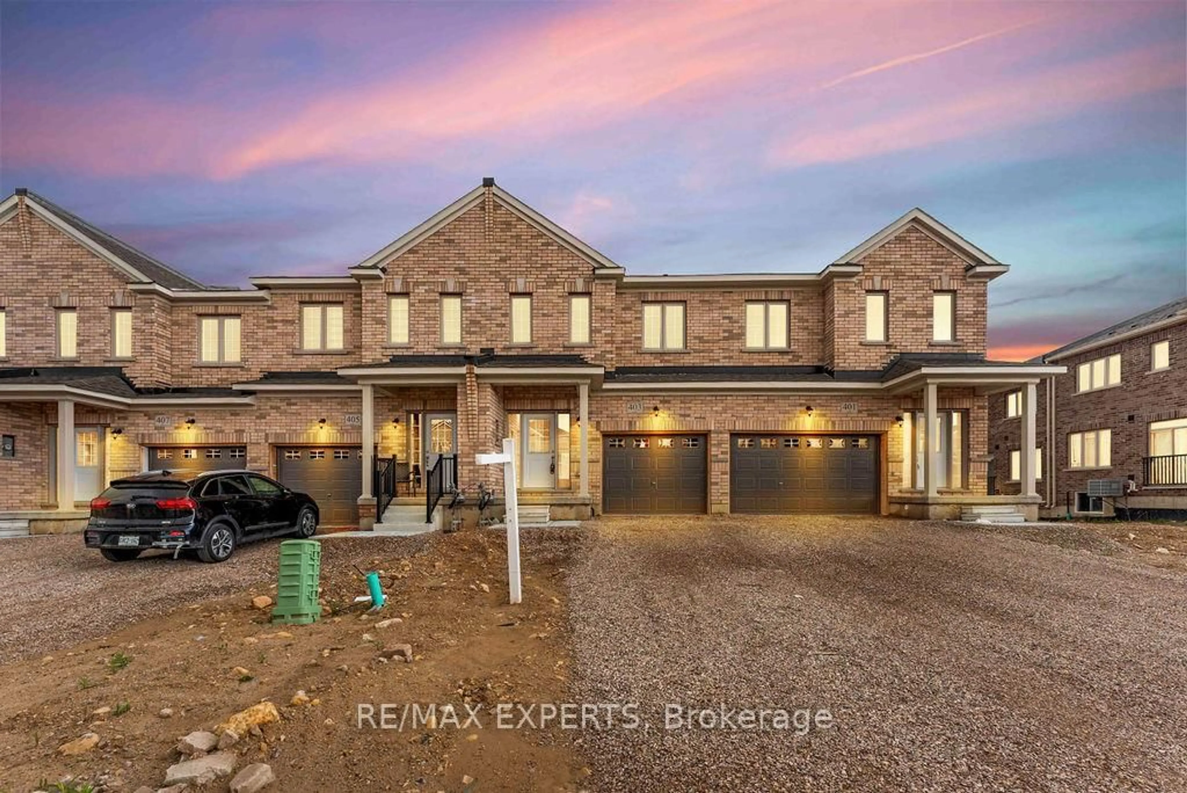 A pic from outside/outdoor area/front of a property/back of a property/a pic from drone, street for 403 Van Dusen Ave, Southgate Ontario N0C 1B0