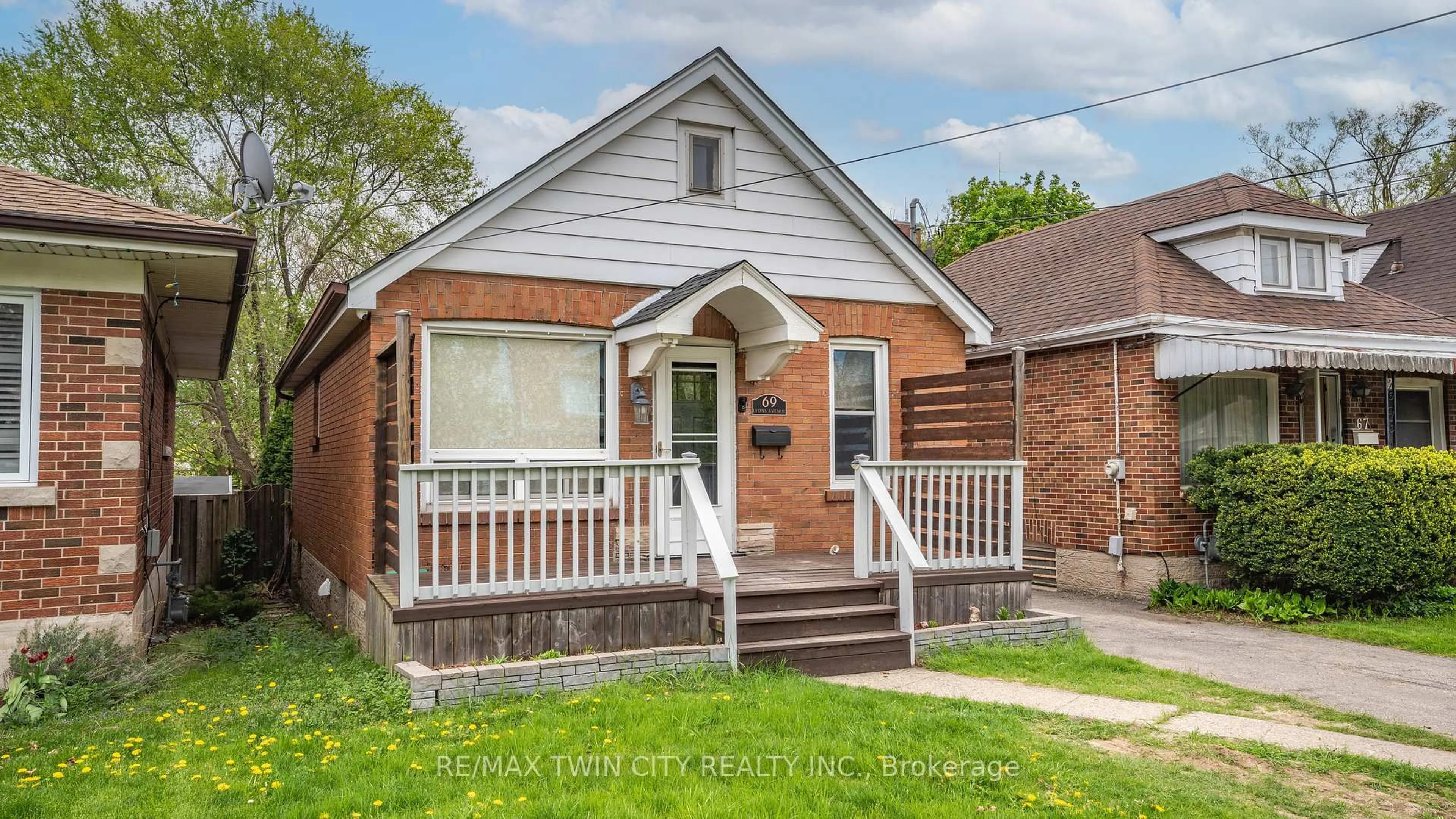 Home with brick exterior material, street for 69 Lyons Ave, Brantford Ontario N3R 4R2