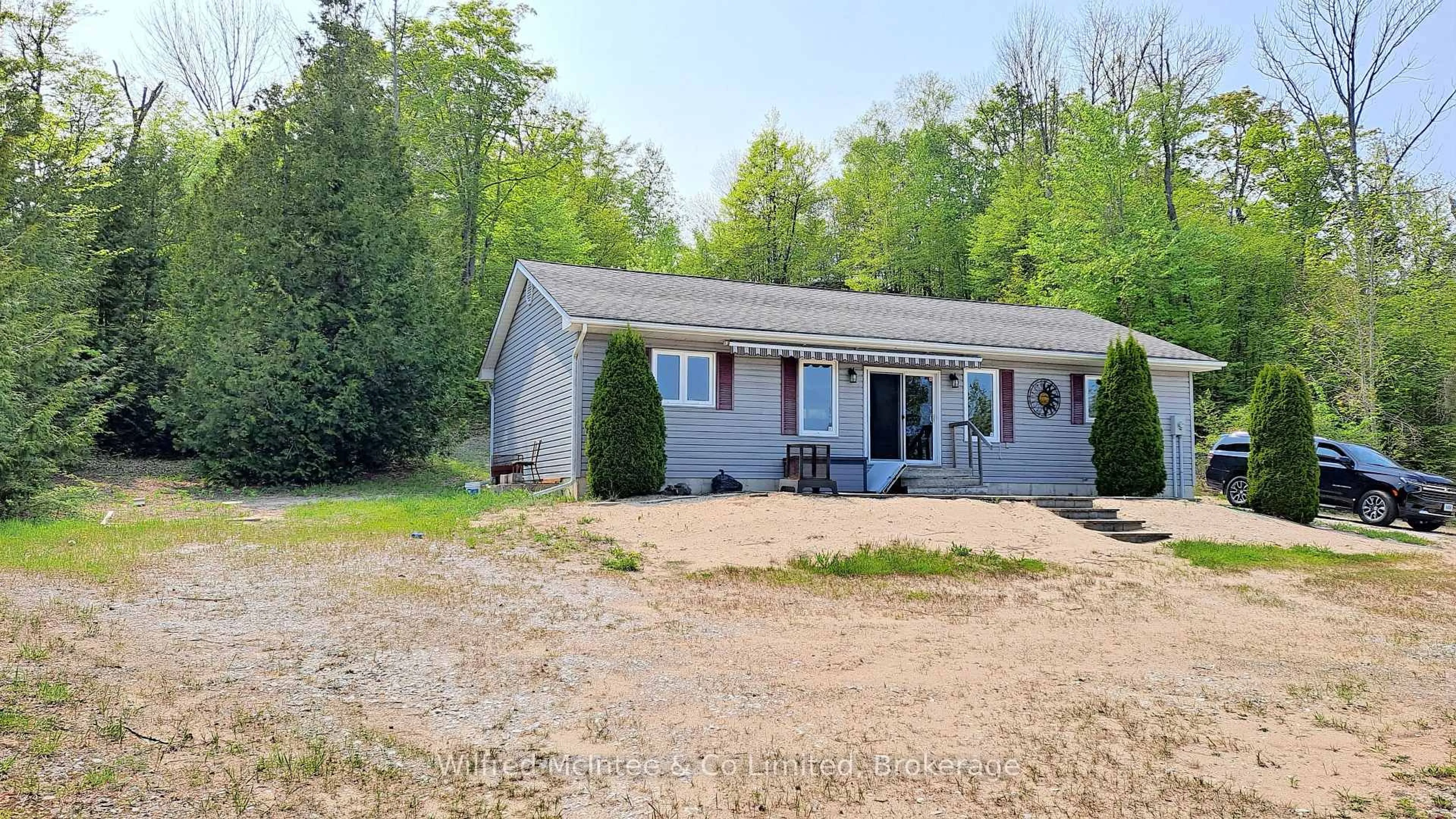 Shed for 35 Bryant St, South Bruce Peninsula Ontario N0H 2T0