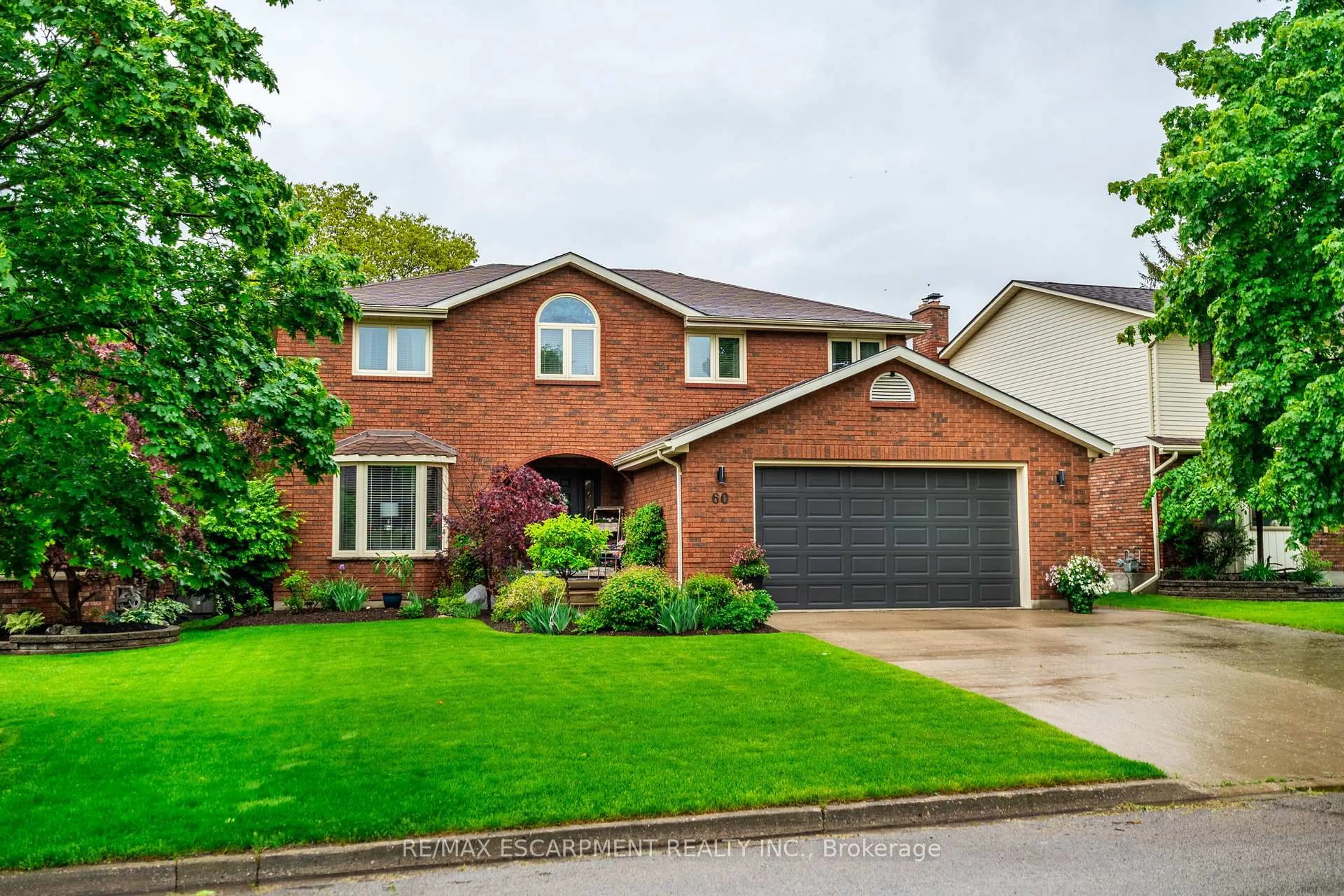 Home with brick exterior material, street for 60 LEE Ave, Norfolk Ontario N3Y 5B2