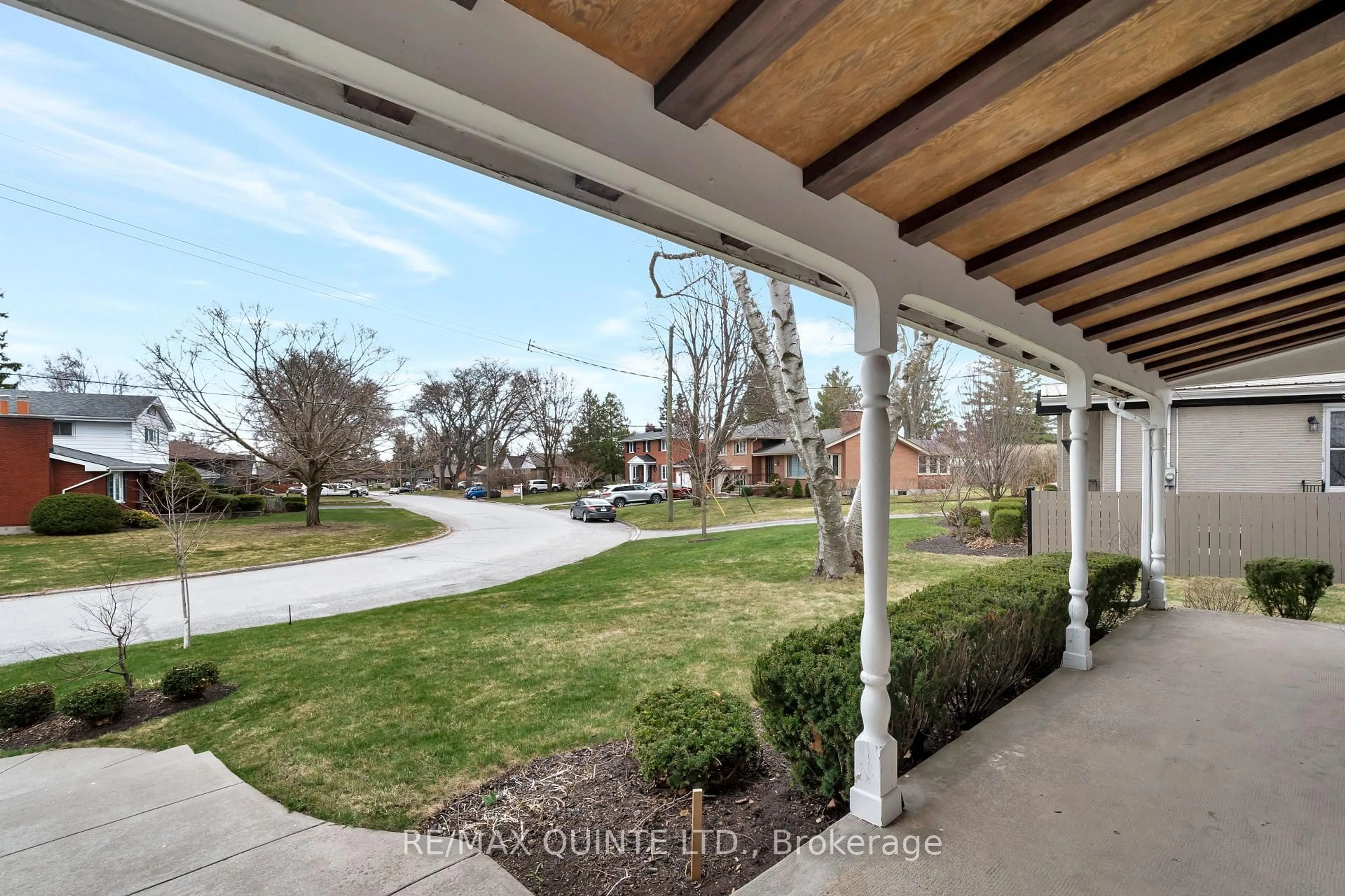 Patio, street for 26 Rosewood Ave, Belleville Ontario K8N 4E9