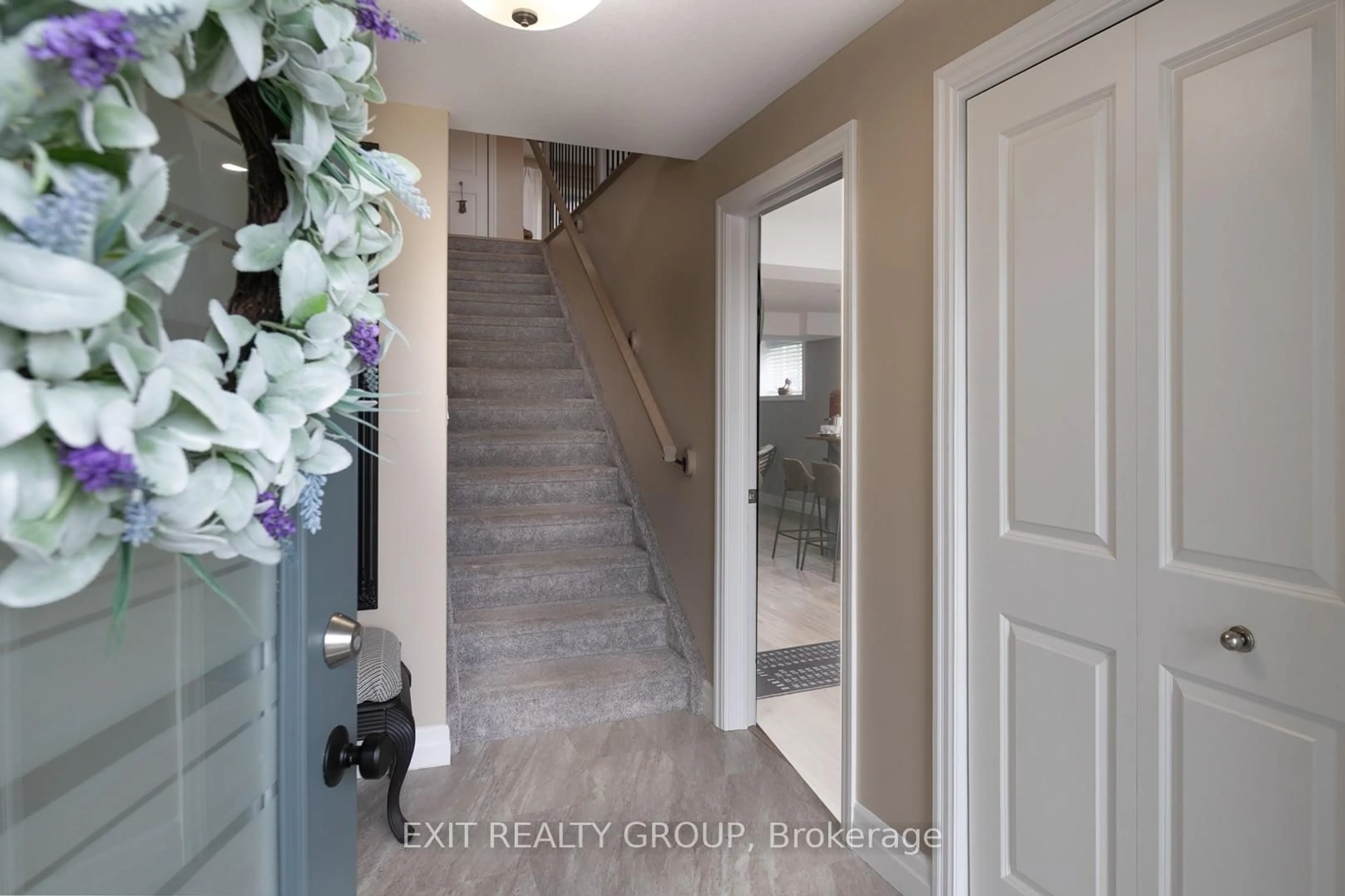 Indoor entryway for 37 Caleb Cres, Hastings Ontario K0K 2C0