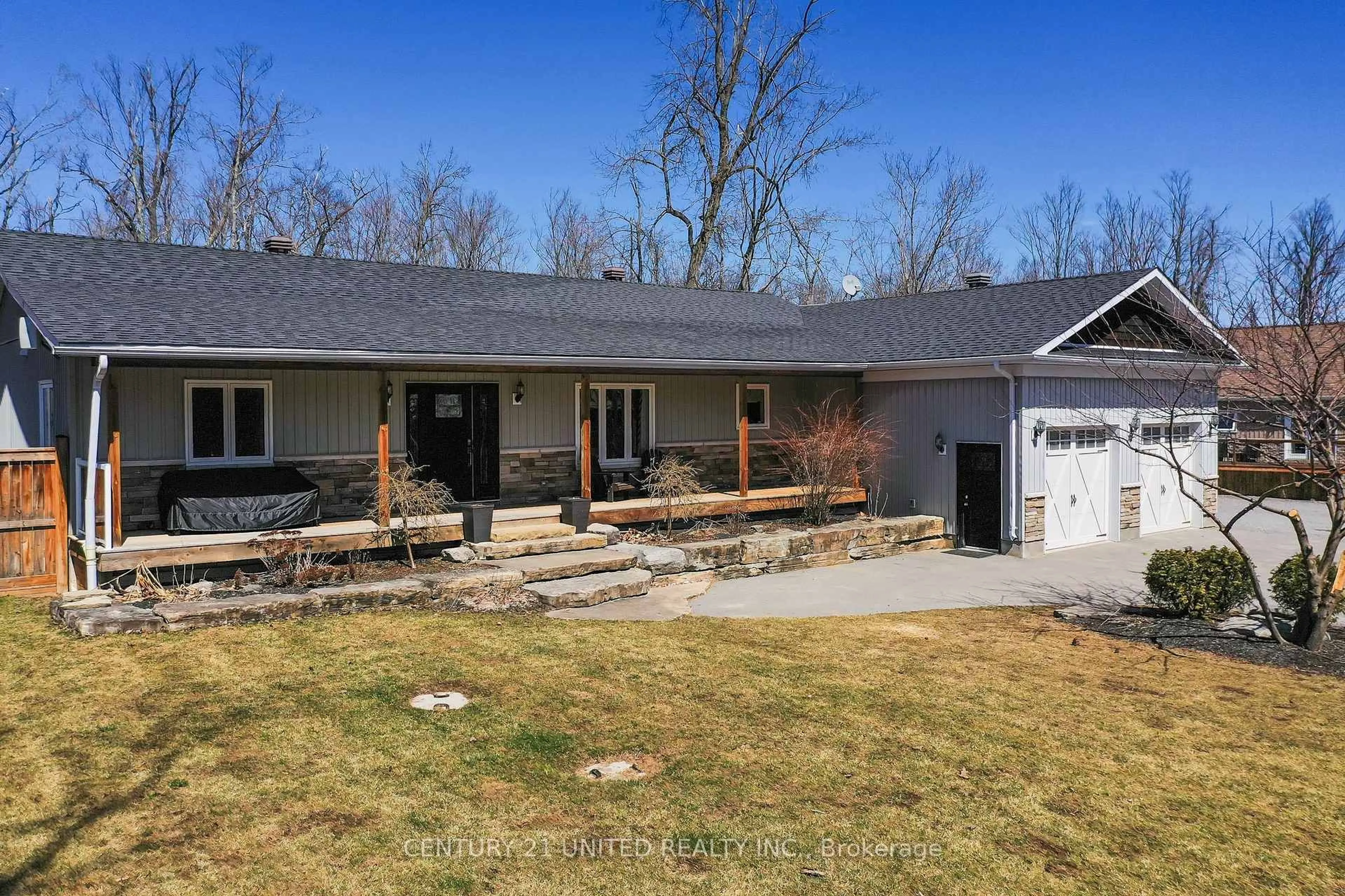 A pic from outside/outdoor area/front of a property/back of a property/a pic from drone, street for 58 Sumcot Dr, Trent Lakes Ontario K0L 1R0