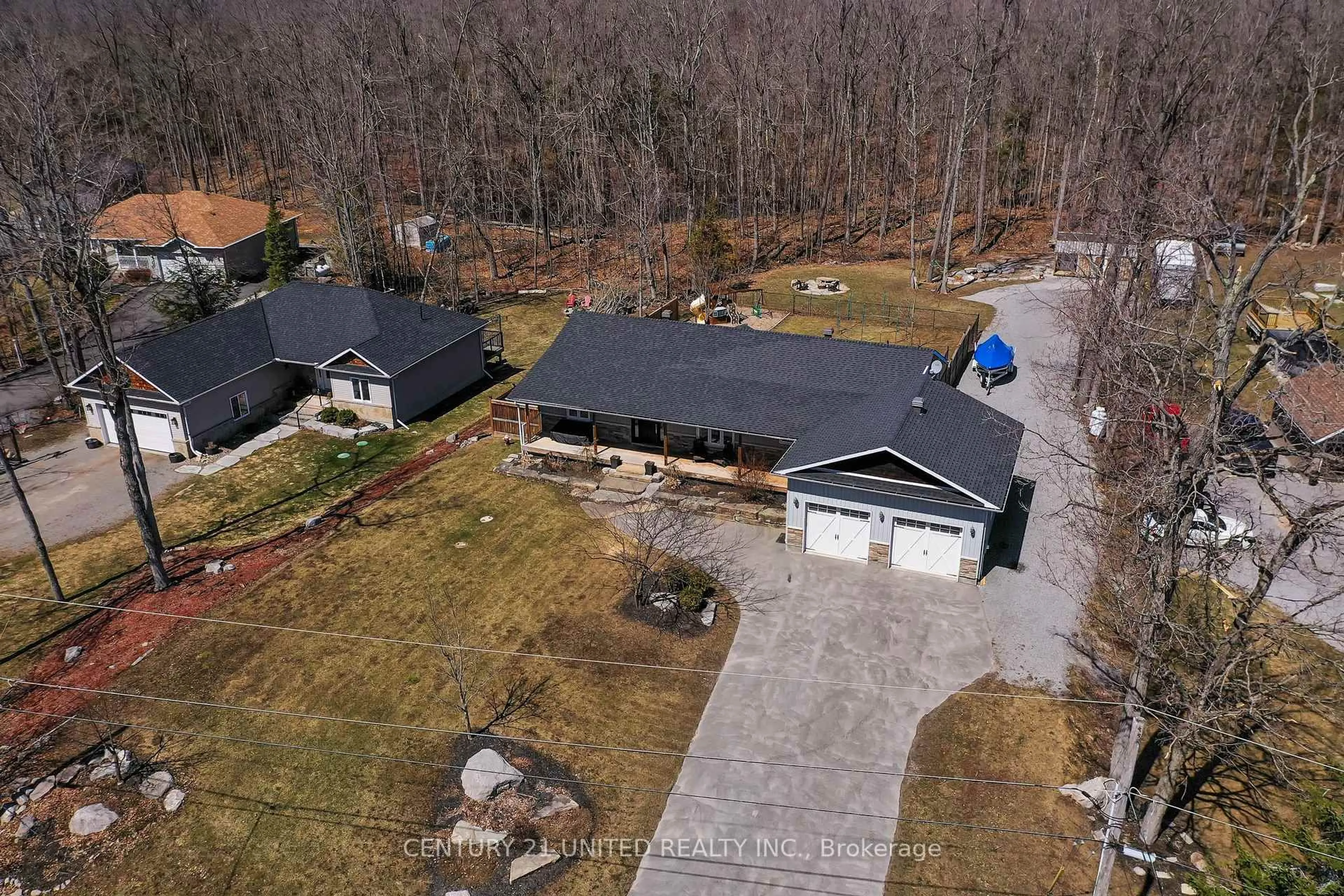 A pic from outside/outdoor area/front of a property/back of a property/a pic from drone, unknown for 58 Sumcot Dr, Trent Lakes Ontario K0L 1R0