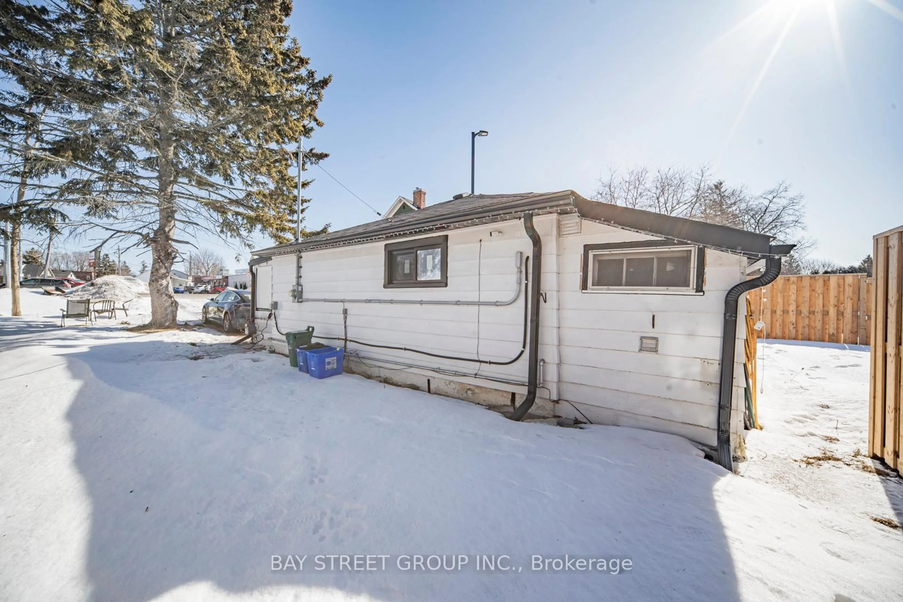 Unknown for 395 A William St, Cobourg Ontario K9A 3A1