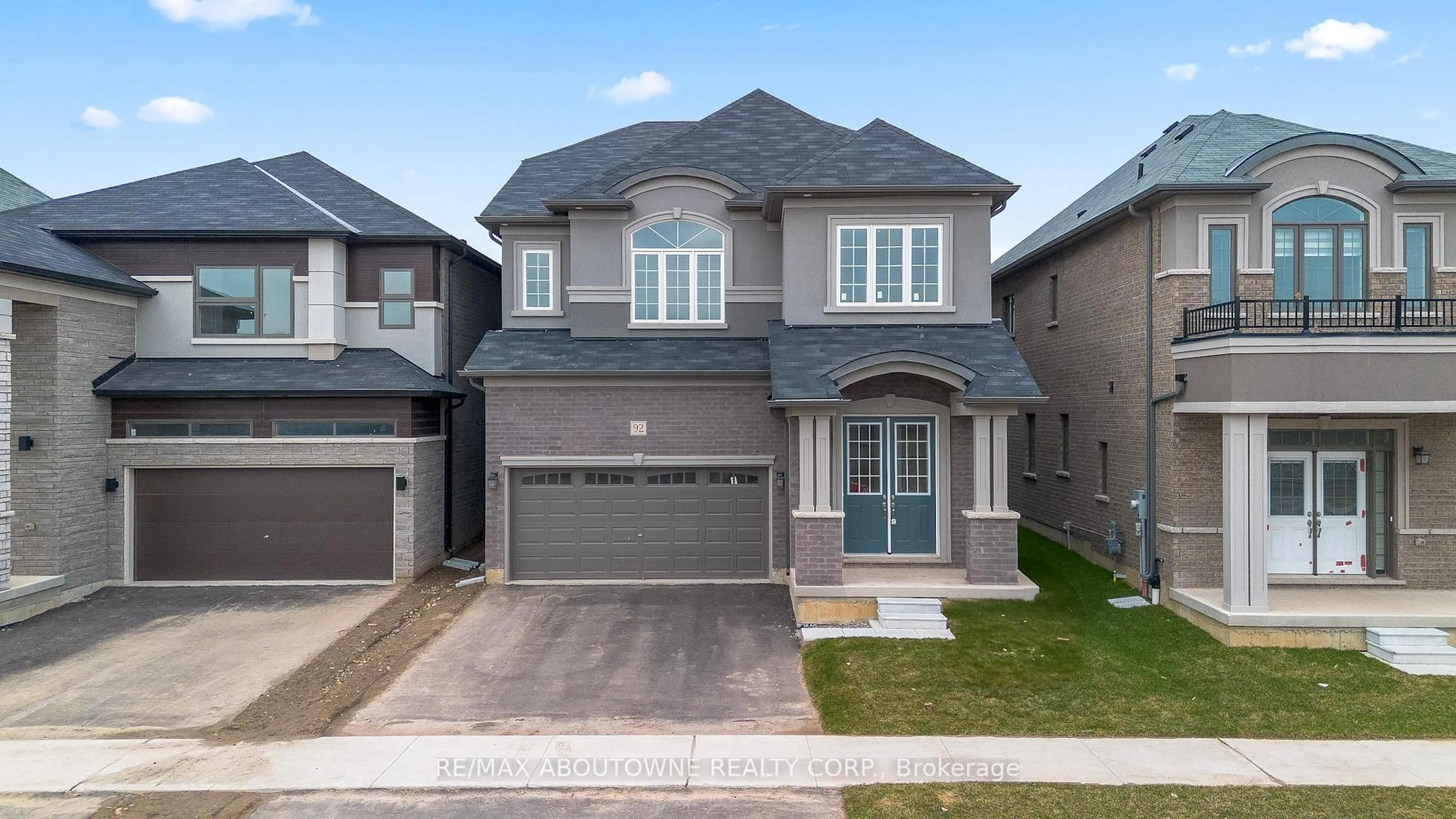 Home with brick exterior material, street for 92 Stauffer Rd, Brantford Ontario N3V 0B5