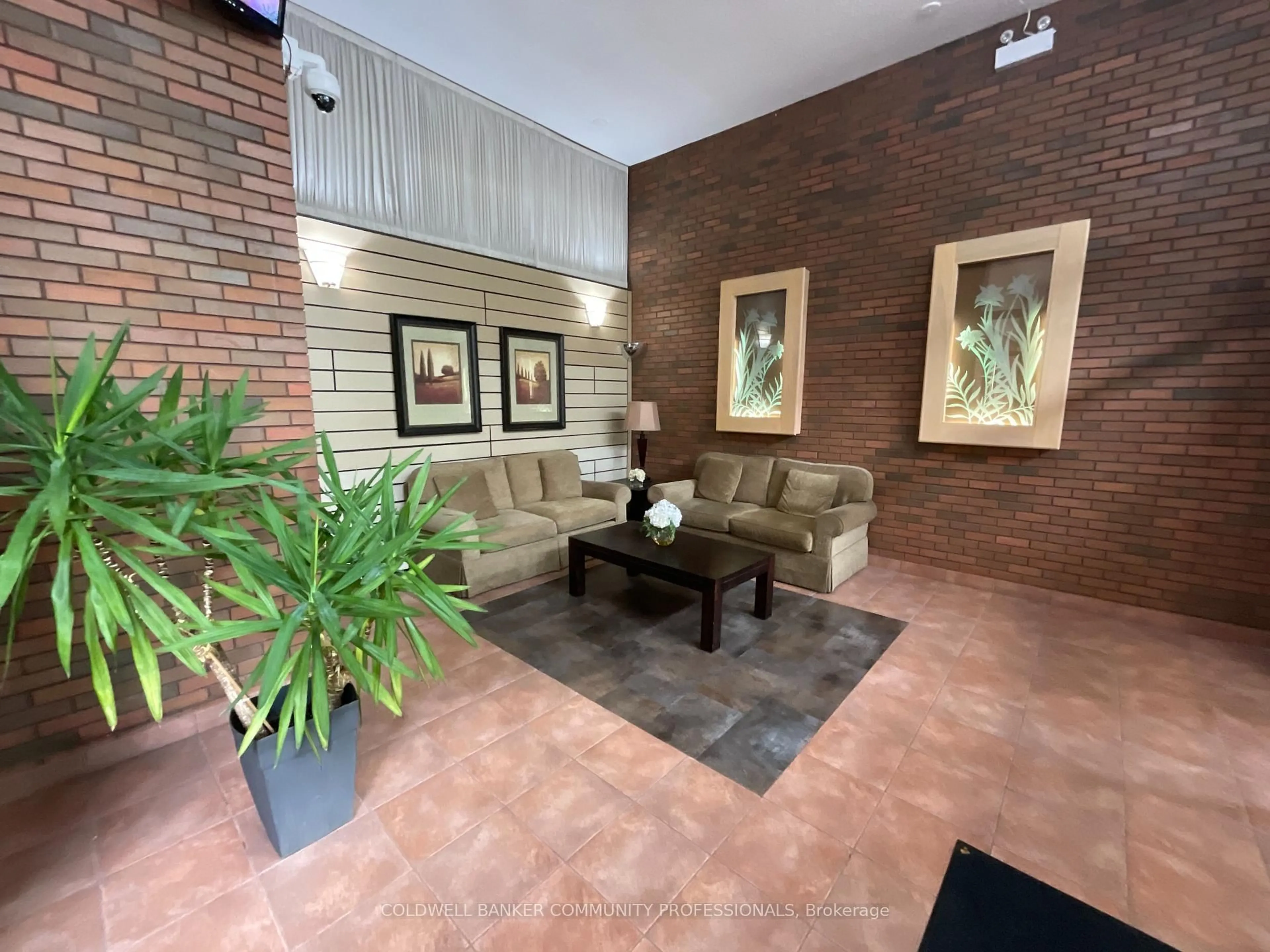 Lobby for 222 Jackson St #1502, Hamilton Ontario L8P 4S5
