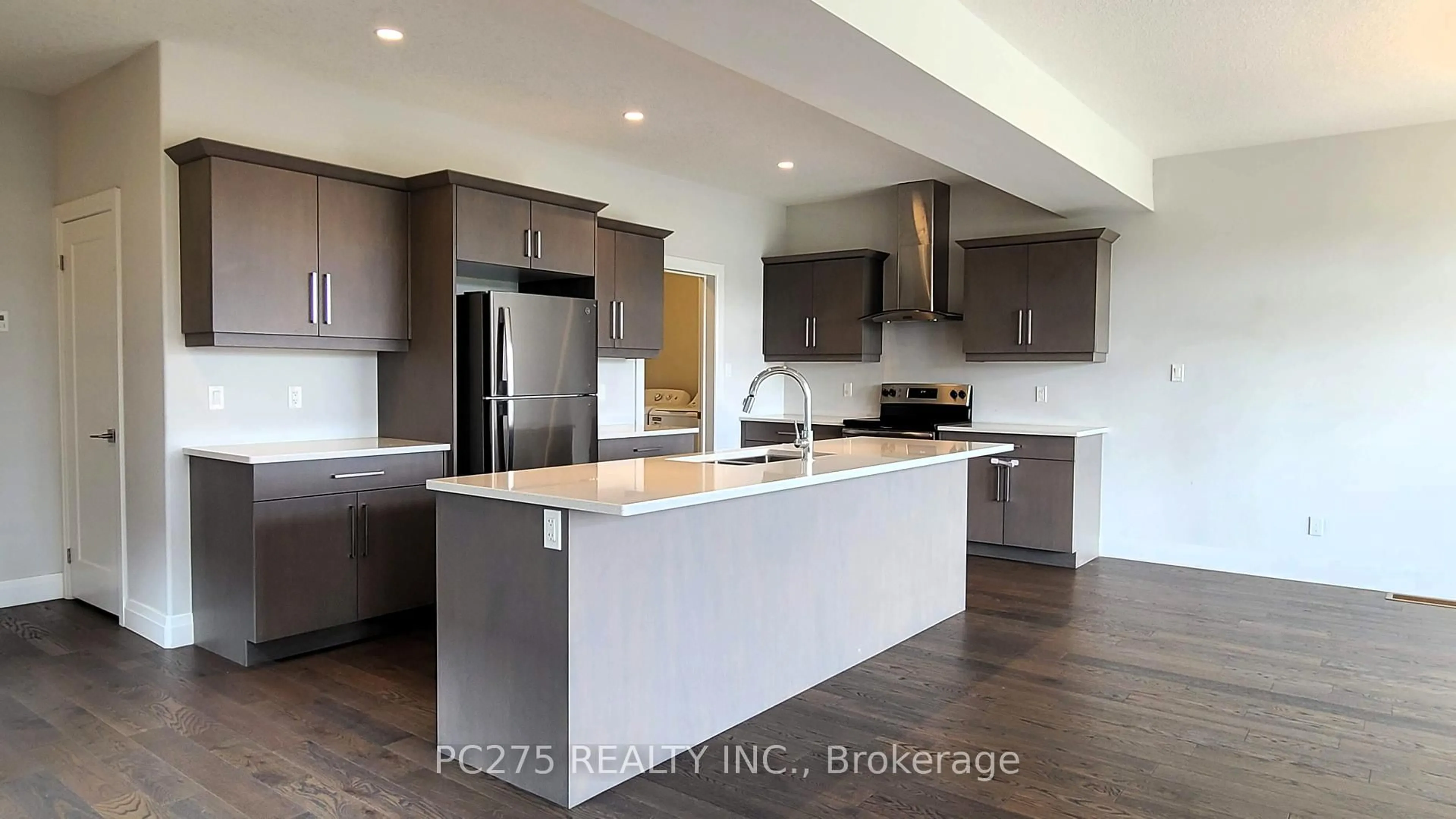 Open concept kitchen, unknown for 1244 Sandbar St, London North Ontario N6G 0Y3