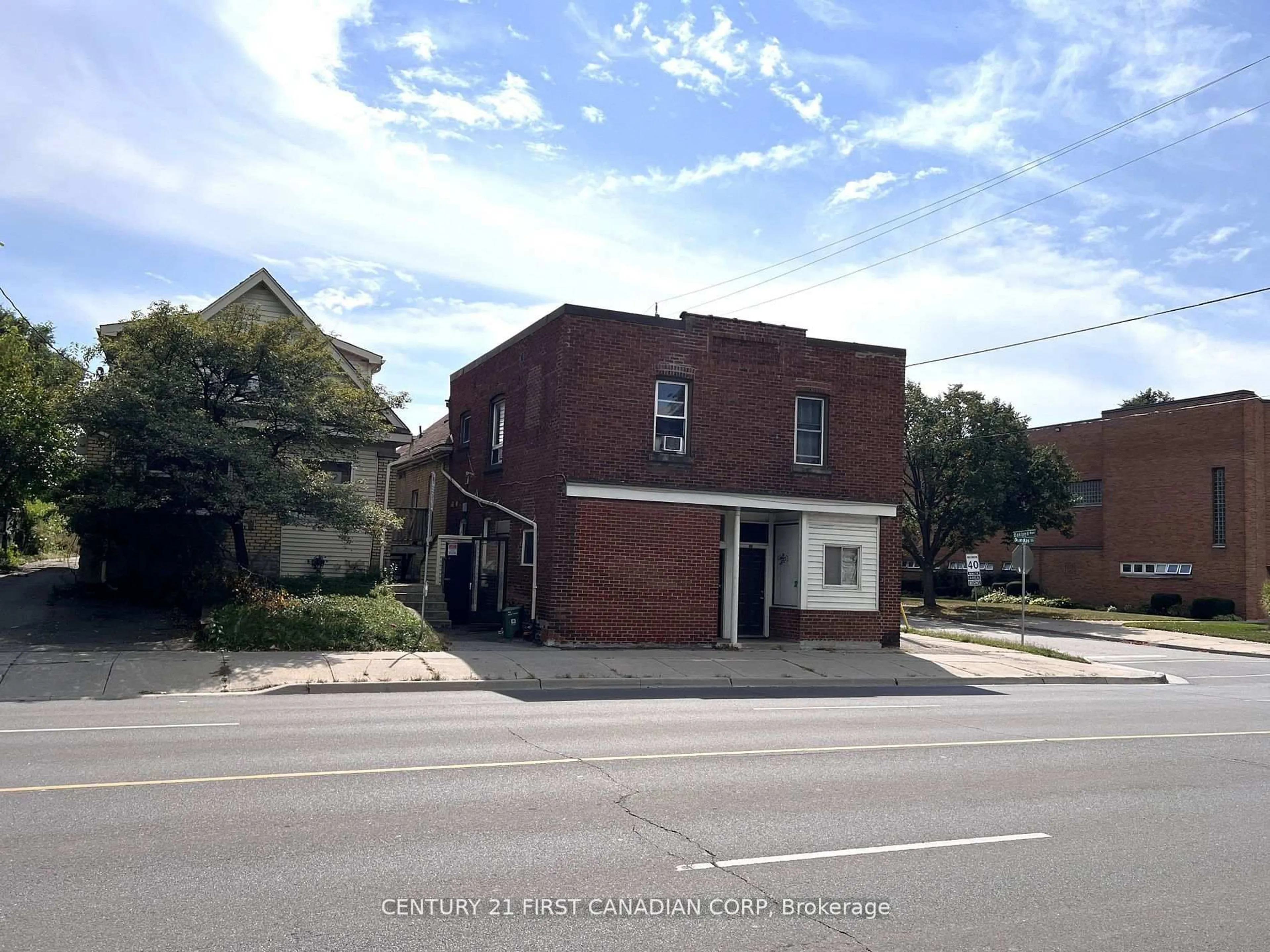 Home with brick exterior material, street for 1267 Dundas St, London East Ontario N5W 3B3